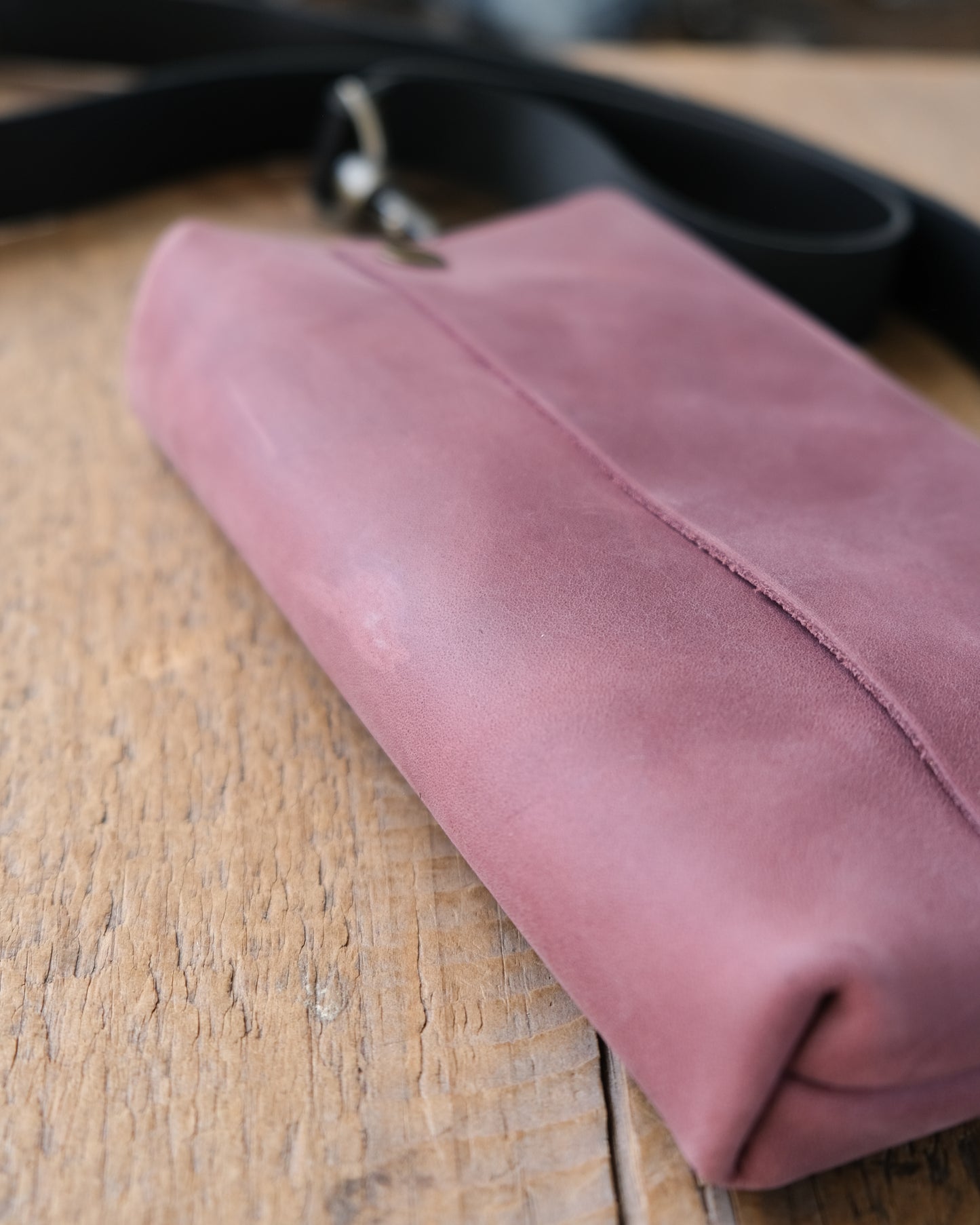 SECONDS: Luna Bag: Lilac Leather