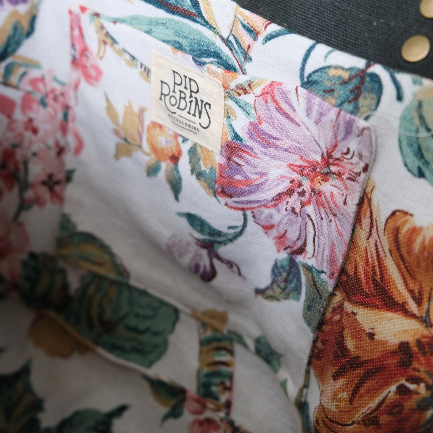 Dionne Tote: Fir
