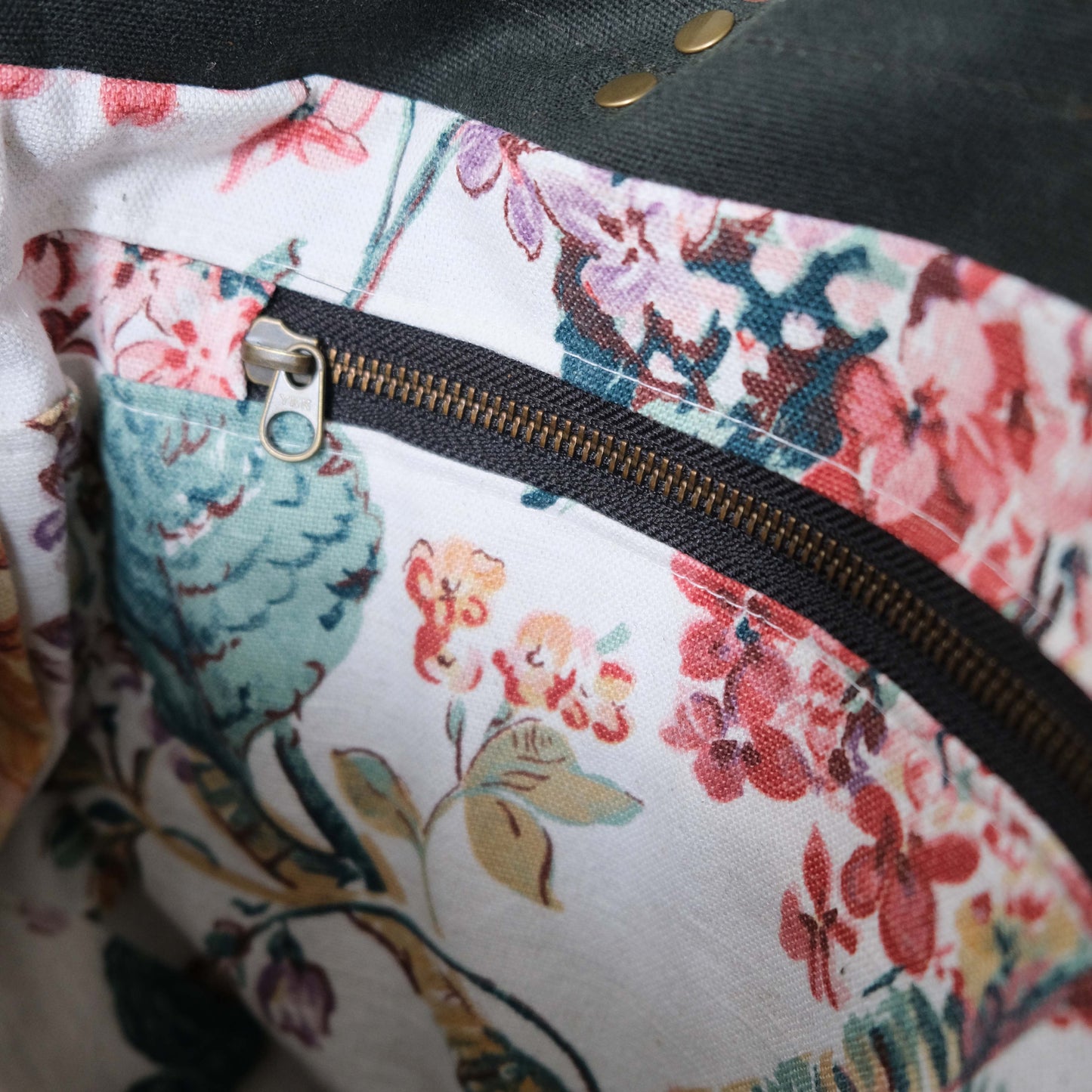Dionne Tote: Fir