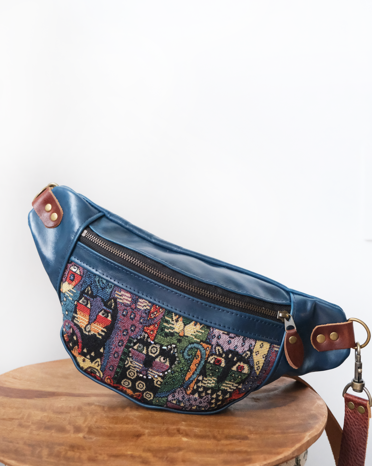 Mini Tabitha: Kitty Cats & Blue Leather