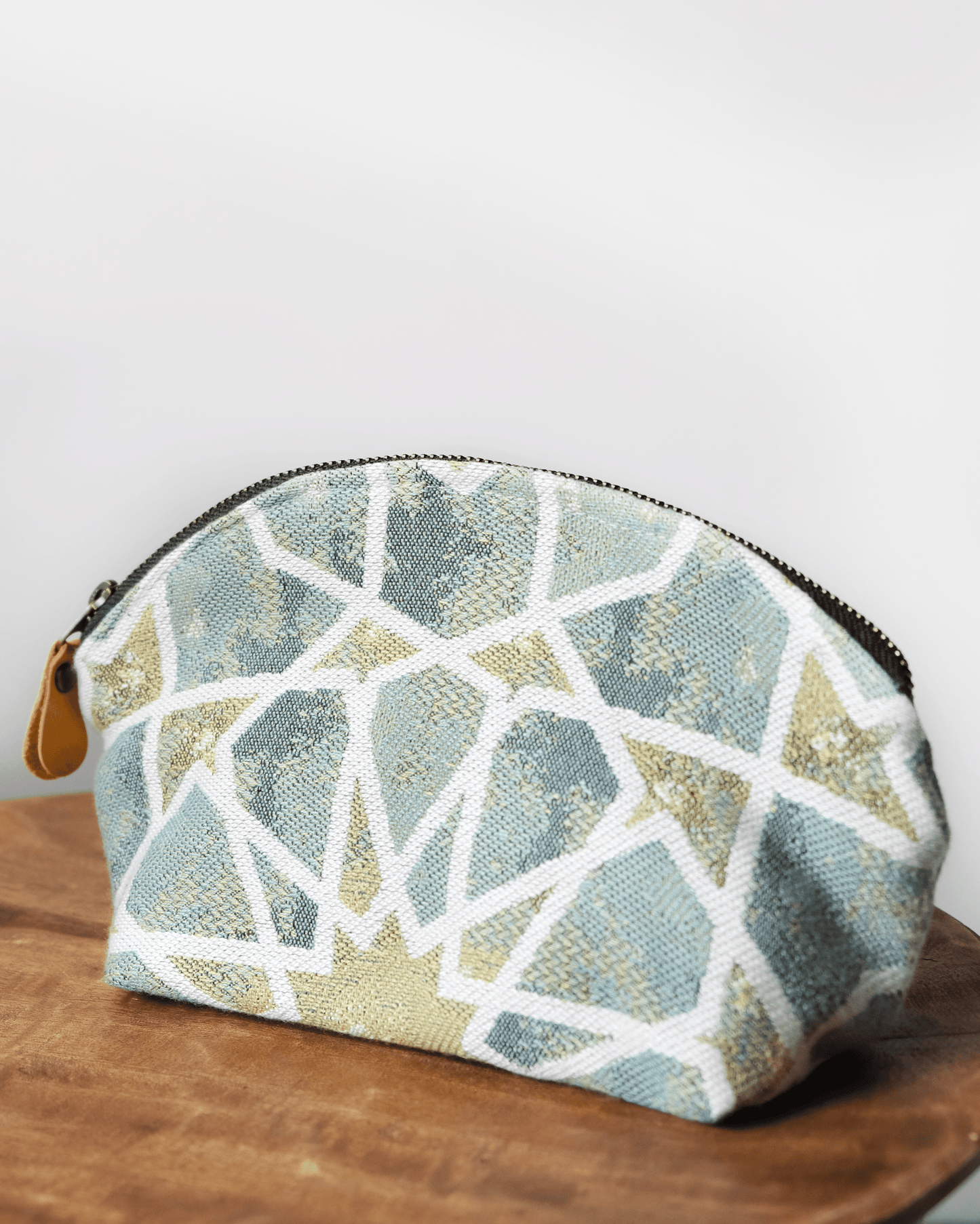 Max Lex Pouch: Geometric