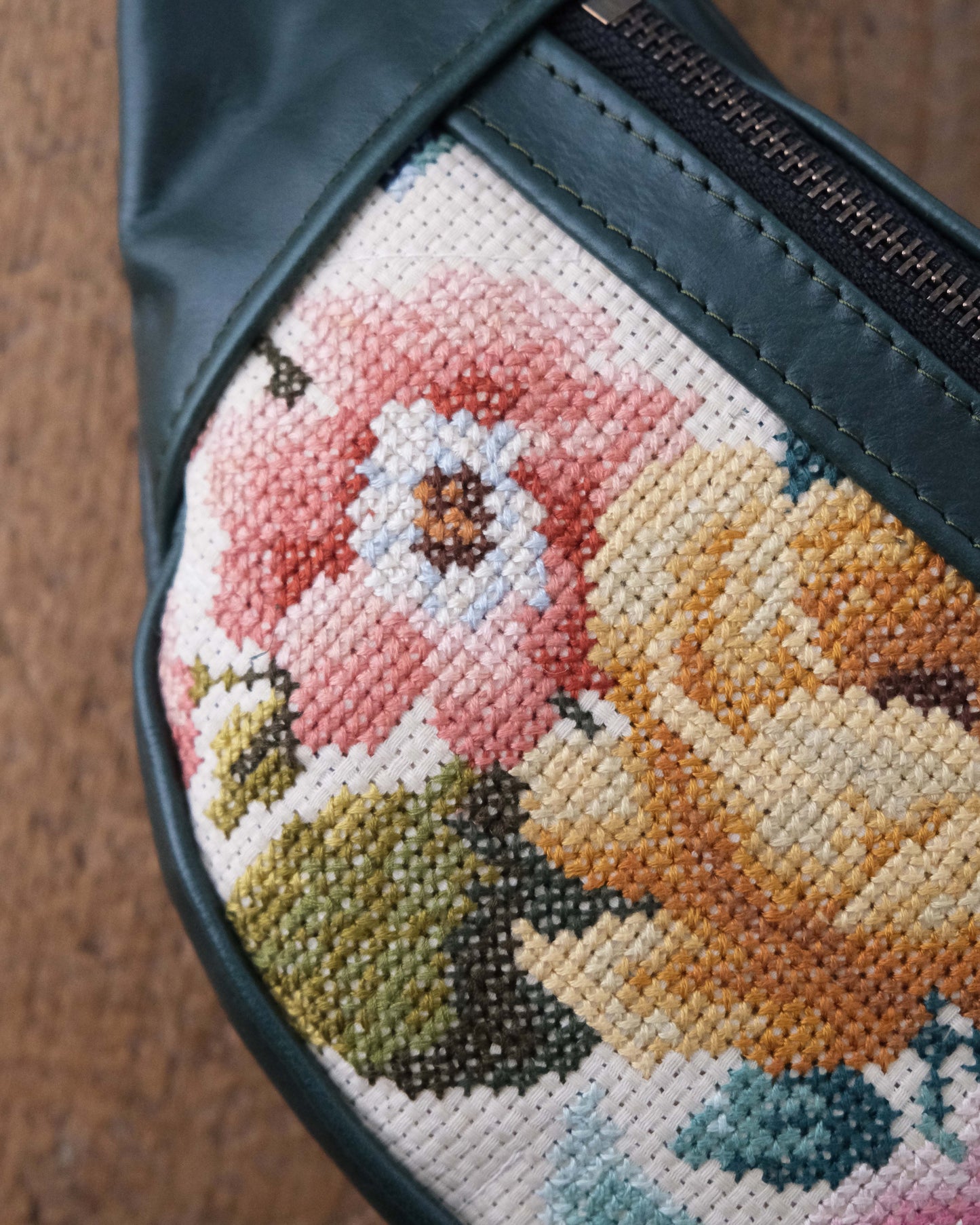 Mini Tabitha: Cross Stitch I