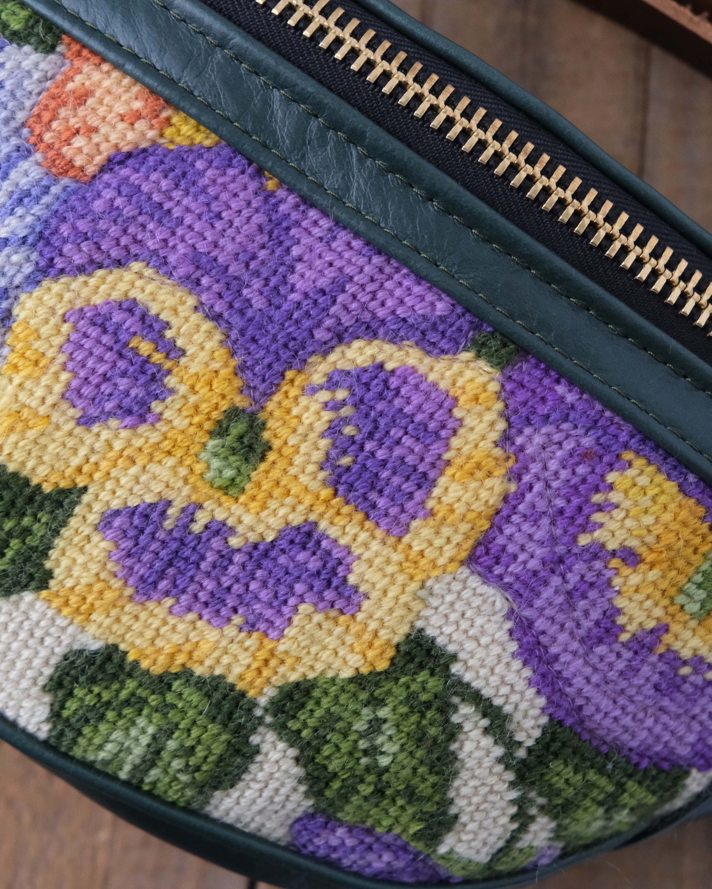 Mini Tabitha: Pansies I