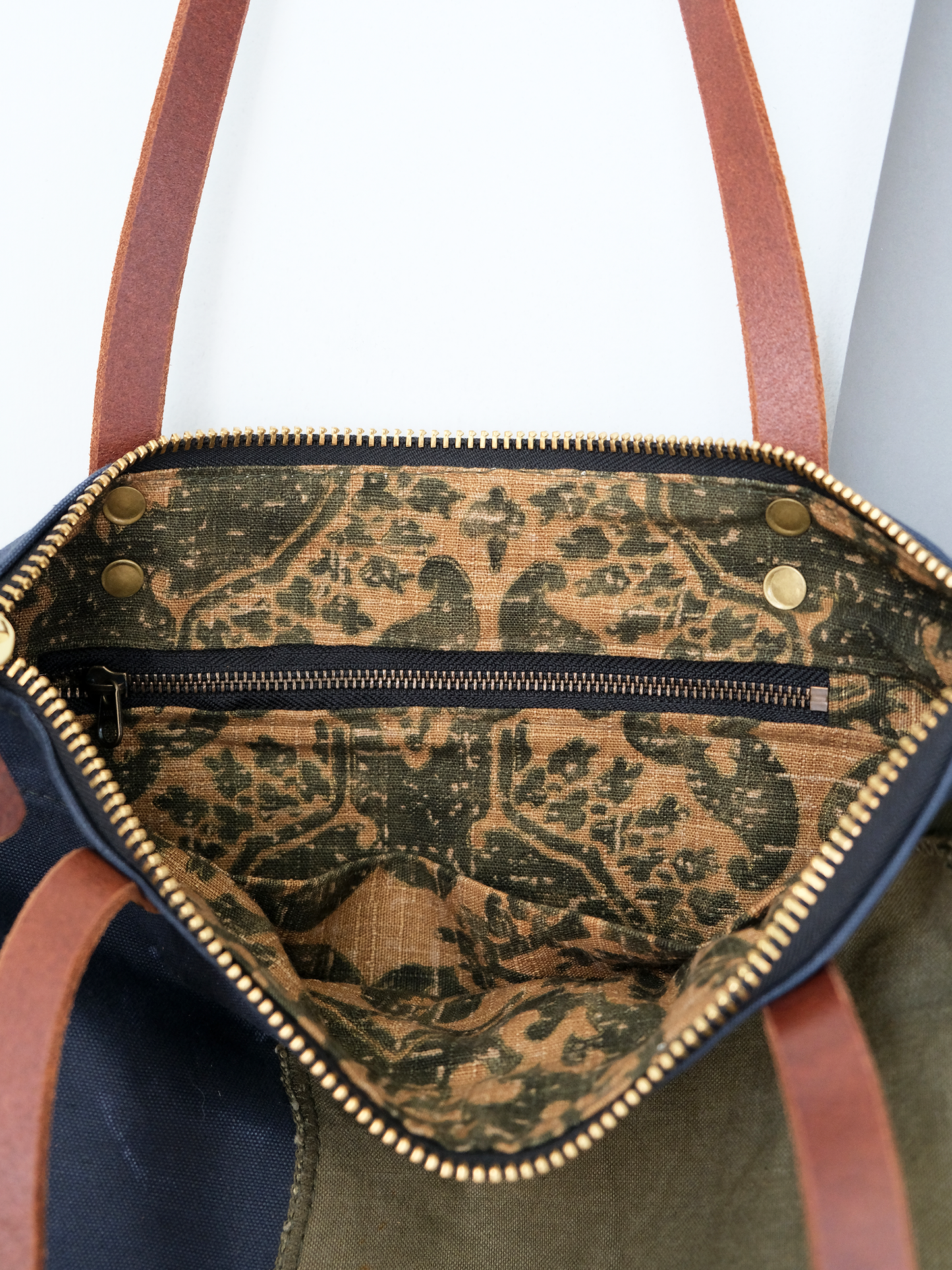 Heritage Tote No. 127