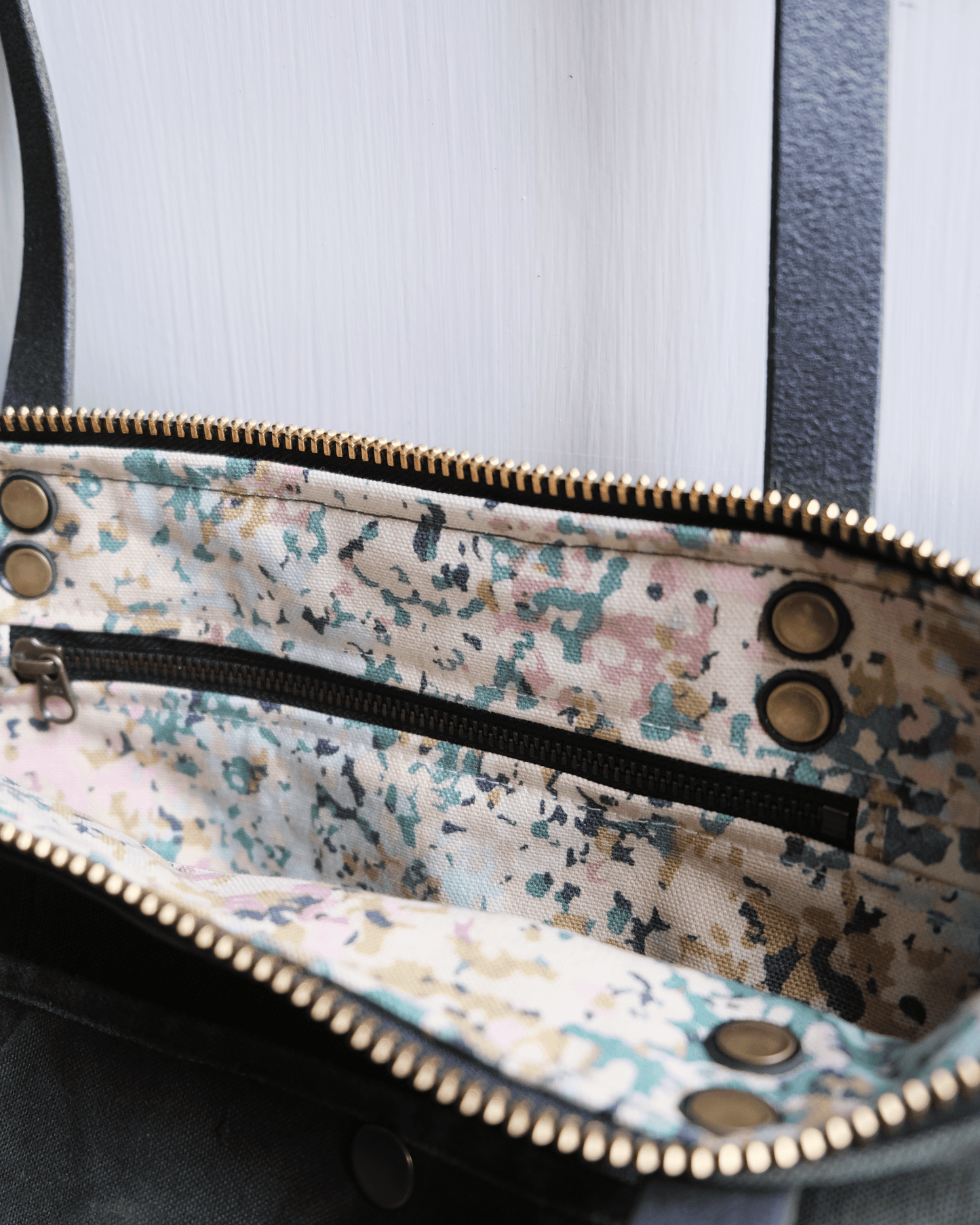 Heritage Tote No. 157