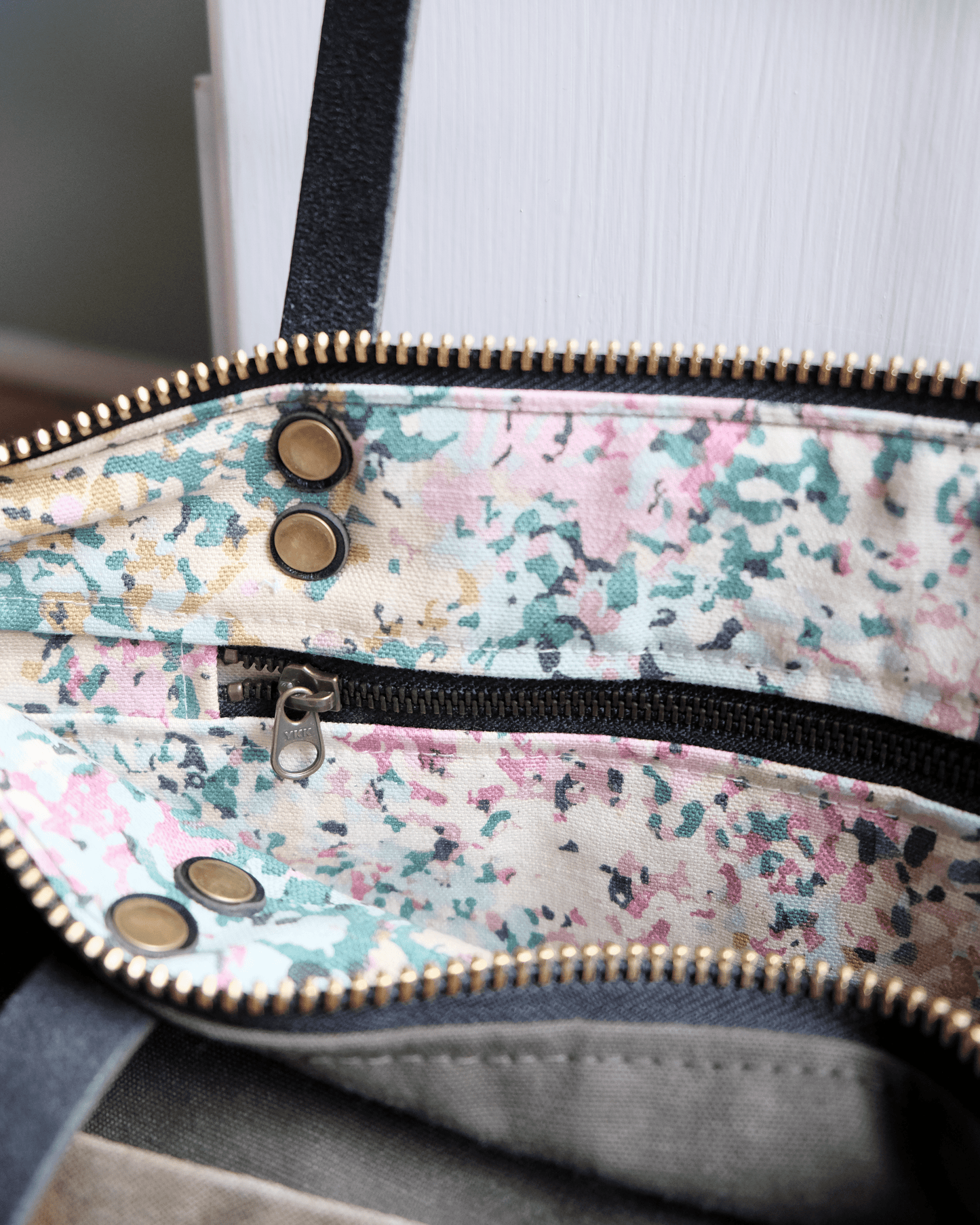 Heritage Tote No. 158