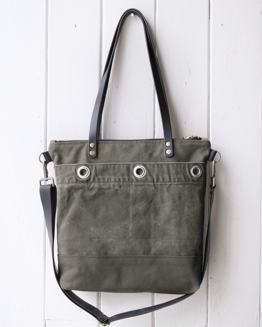 Heritage Tote No. 162