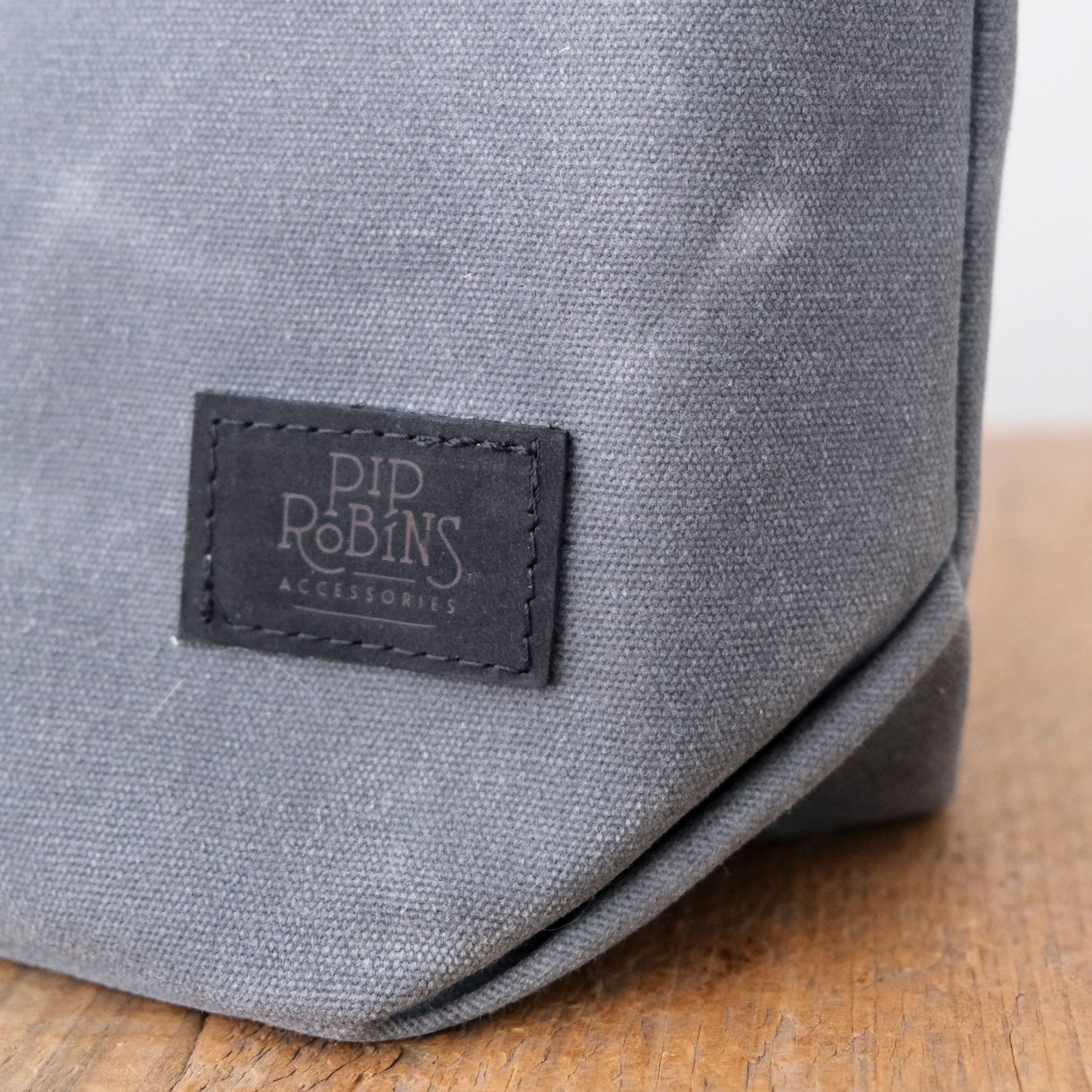 Laine Tote: Charcoal