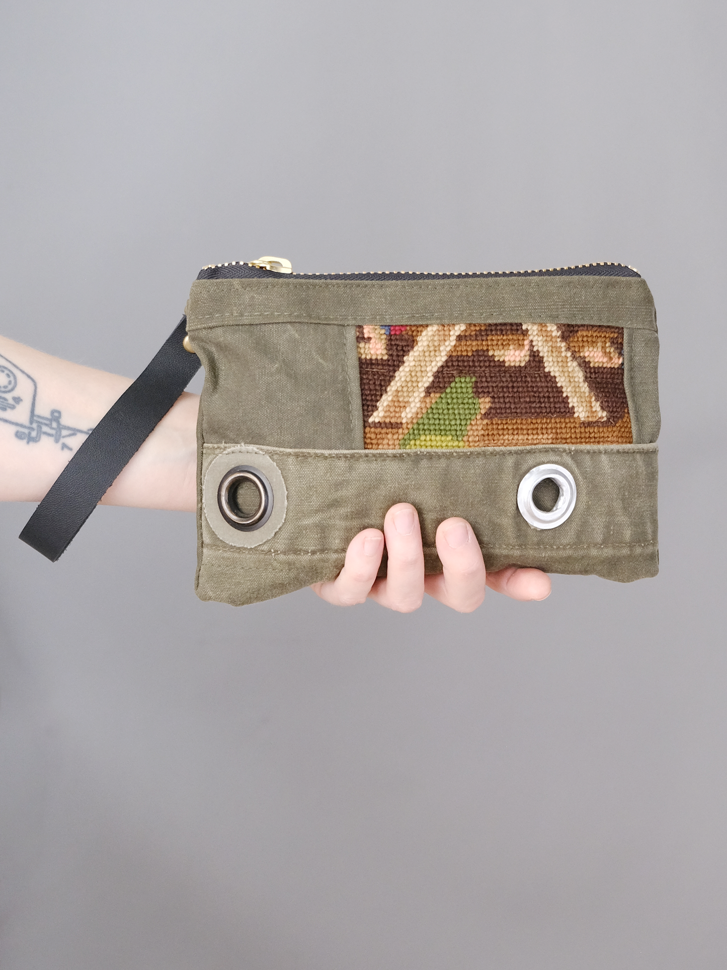 Last Supper Wristlet No. 110