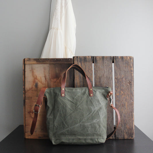 Military Tote No. 30