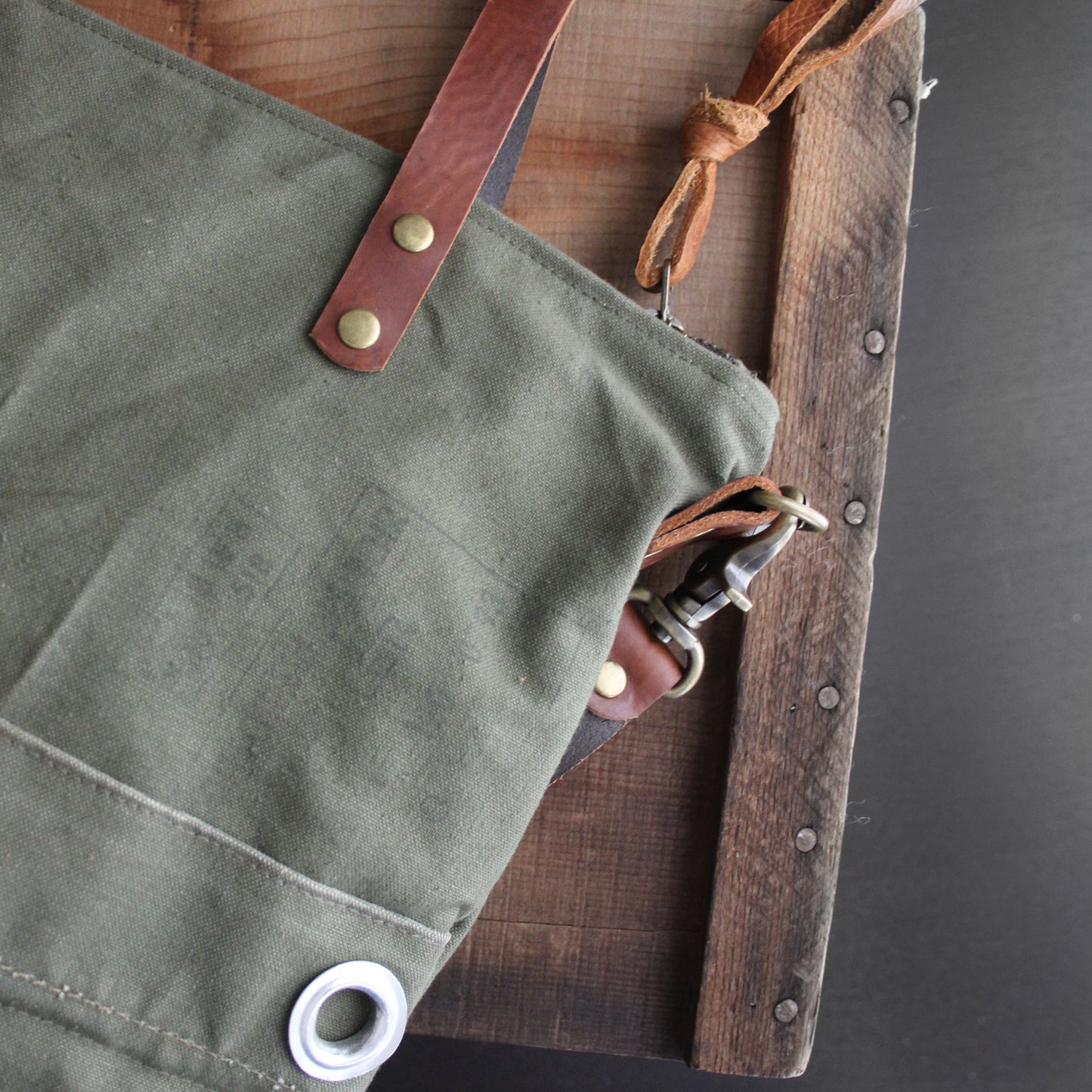 Military Tote No. 32