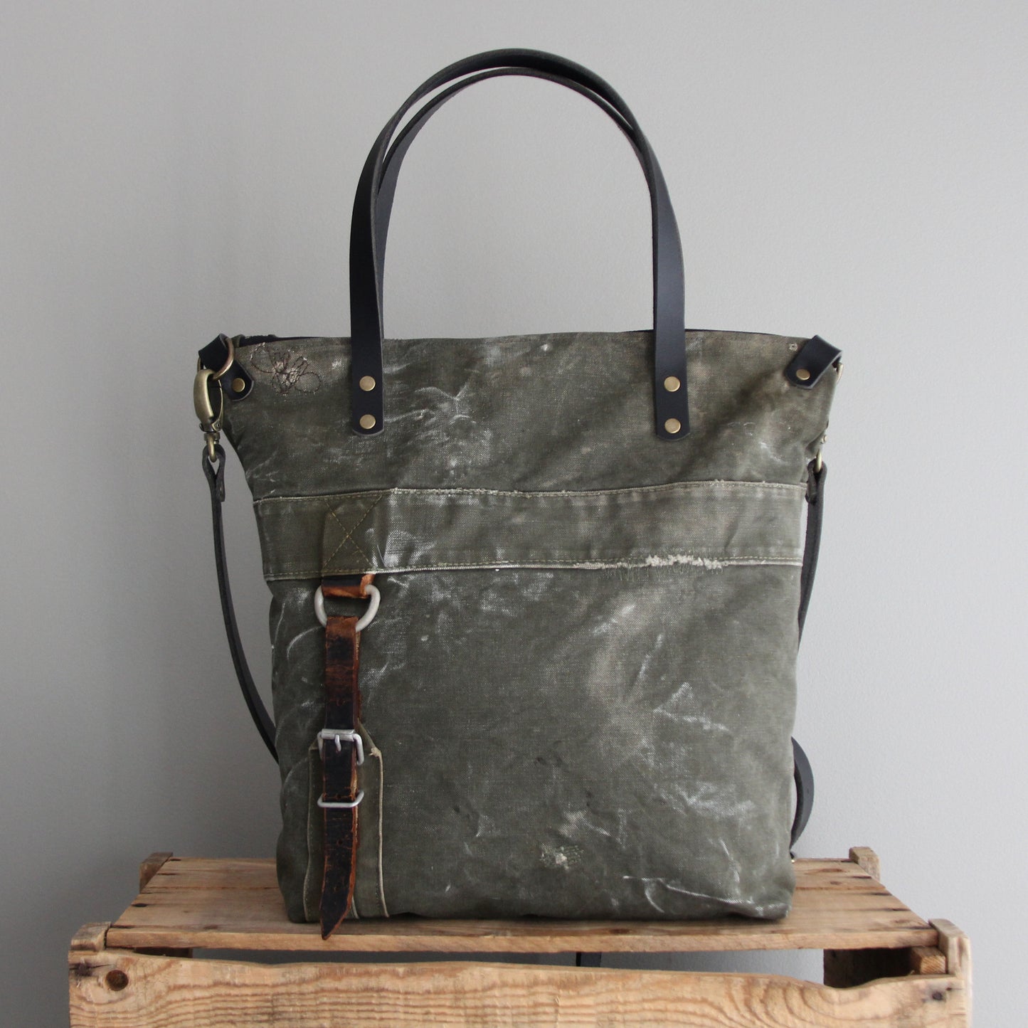 Military Tote No. 11