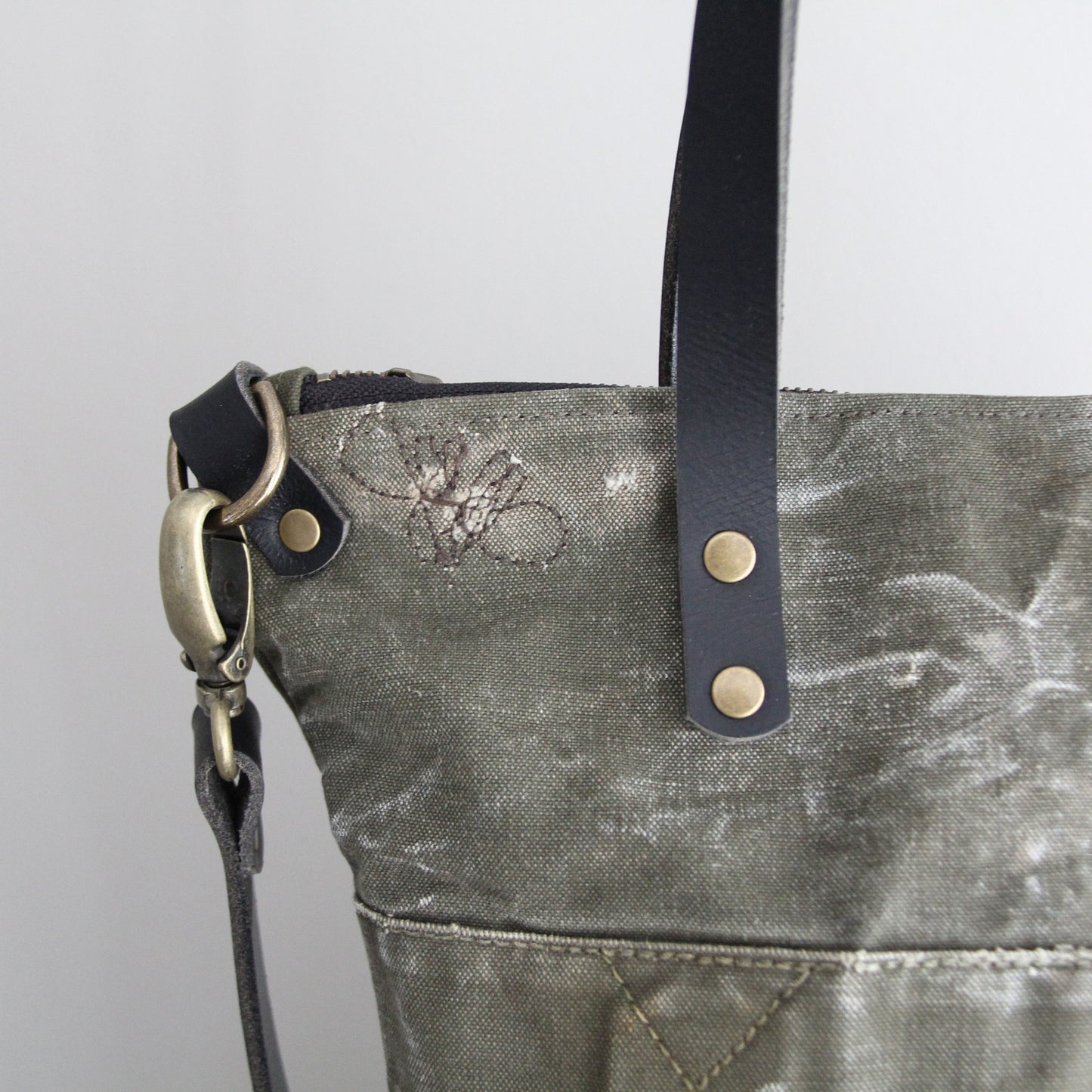 Military Tote No. 11