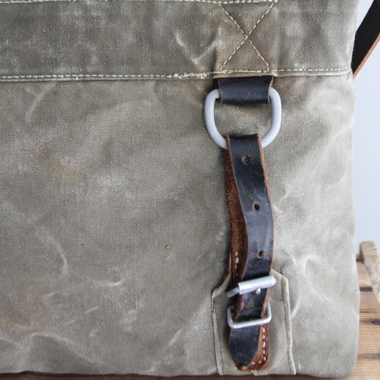 Military Tote No. 12