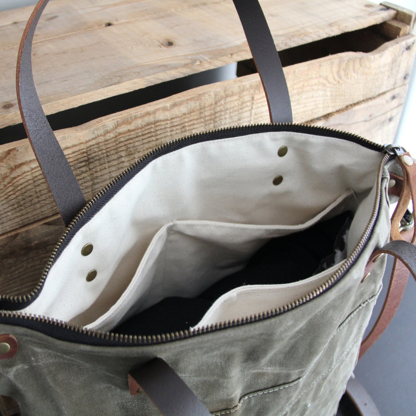 Military Tote No. 13
