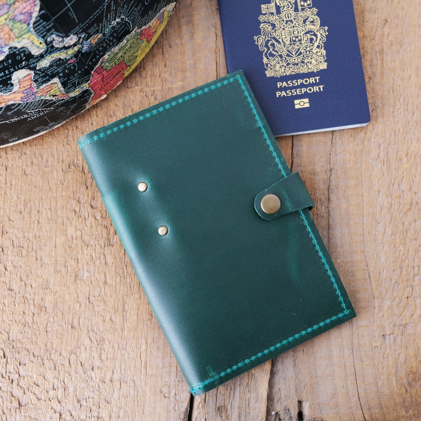 SECONDS: Passport Wallet: Emerald