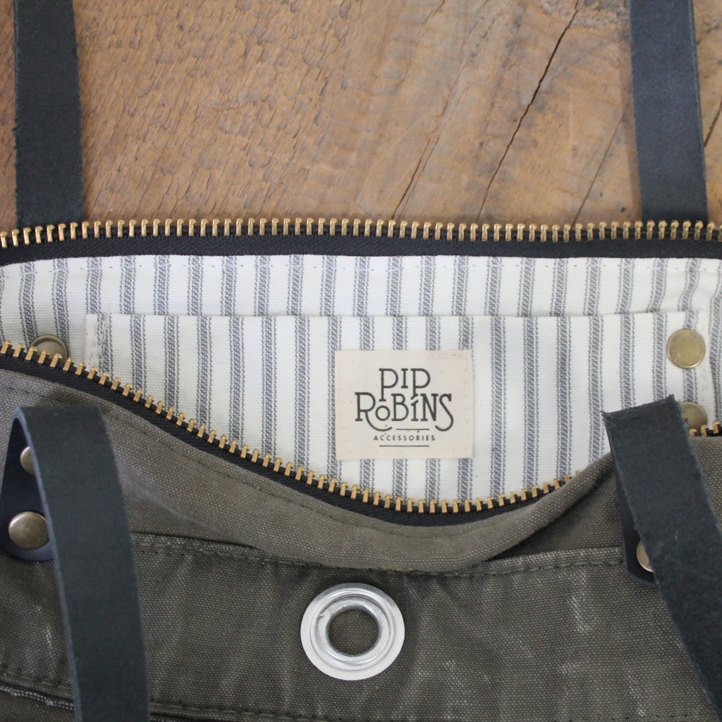 Military Tote No. 70