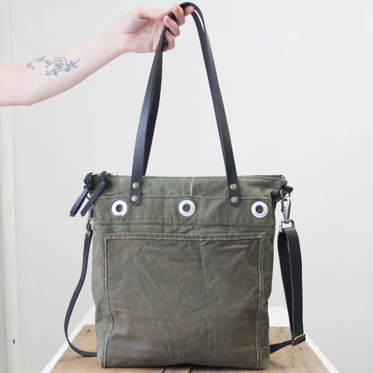 Military Tote No. 68
