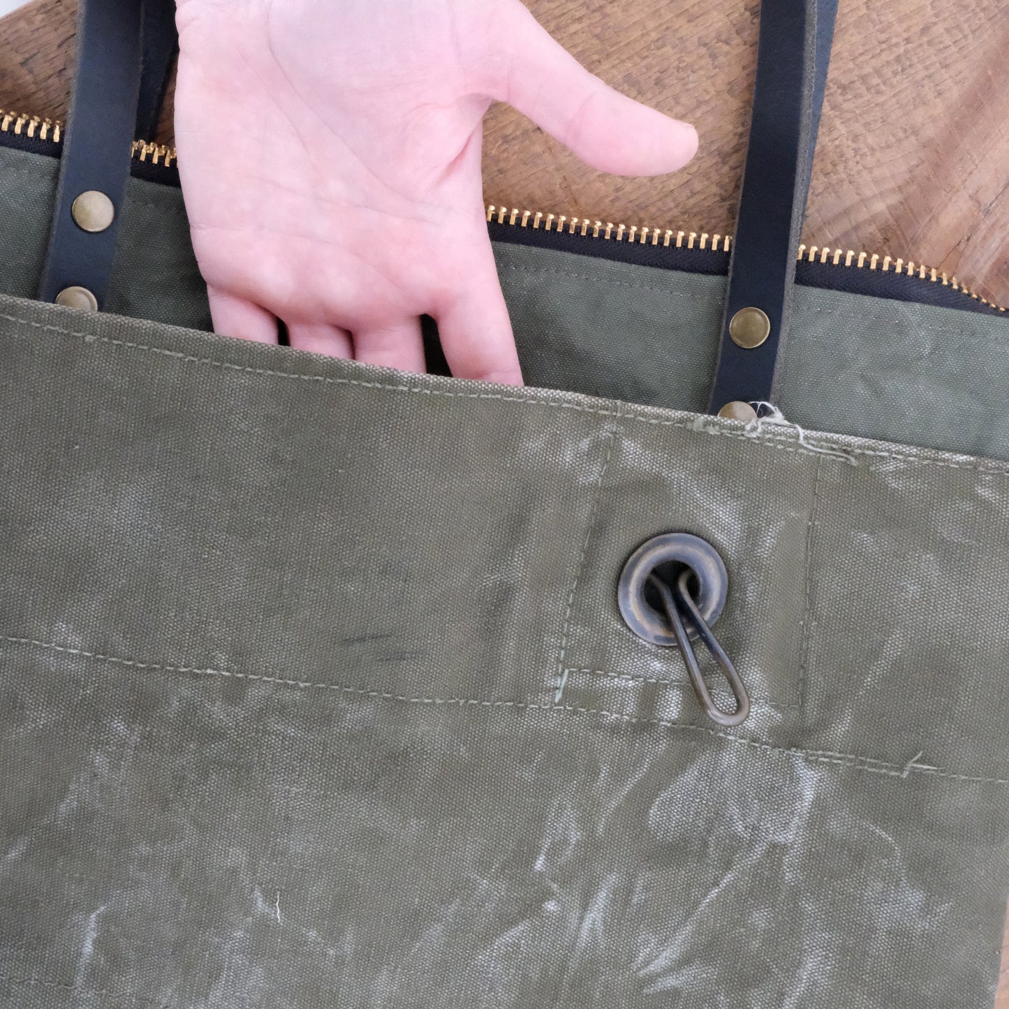 Military Tote No. 84