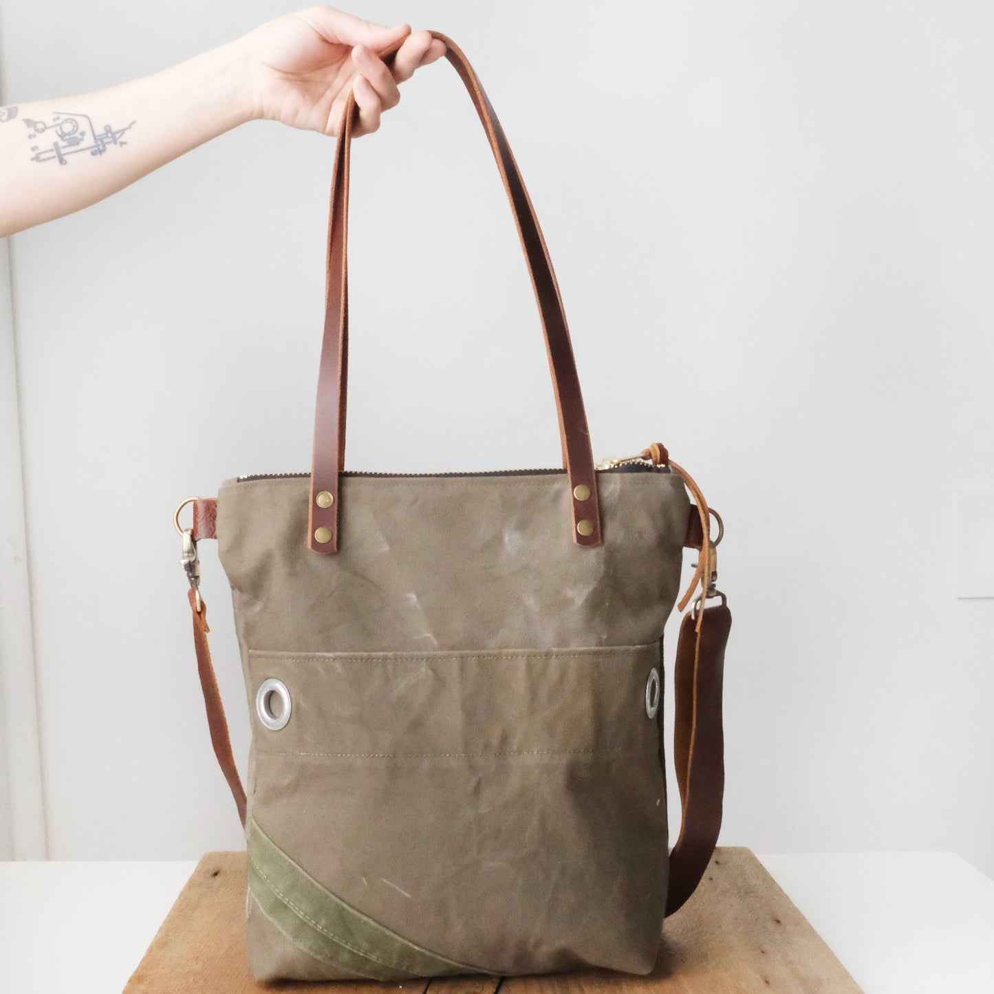 Military Tote No. 95
