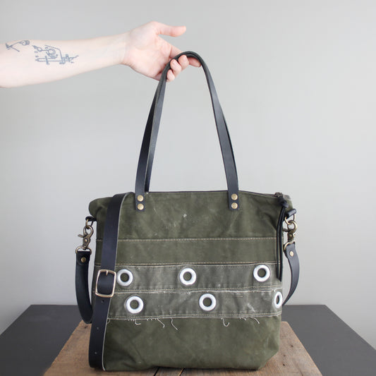Military Tote No. 42