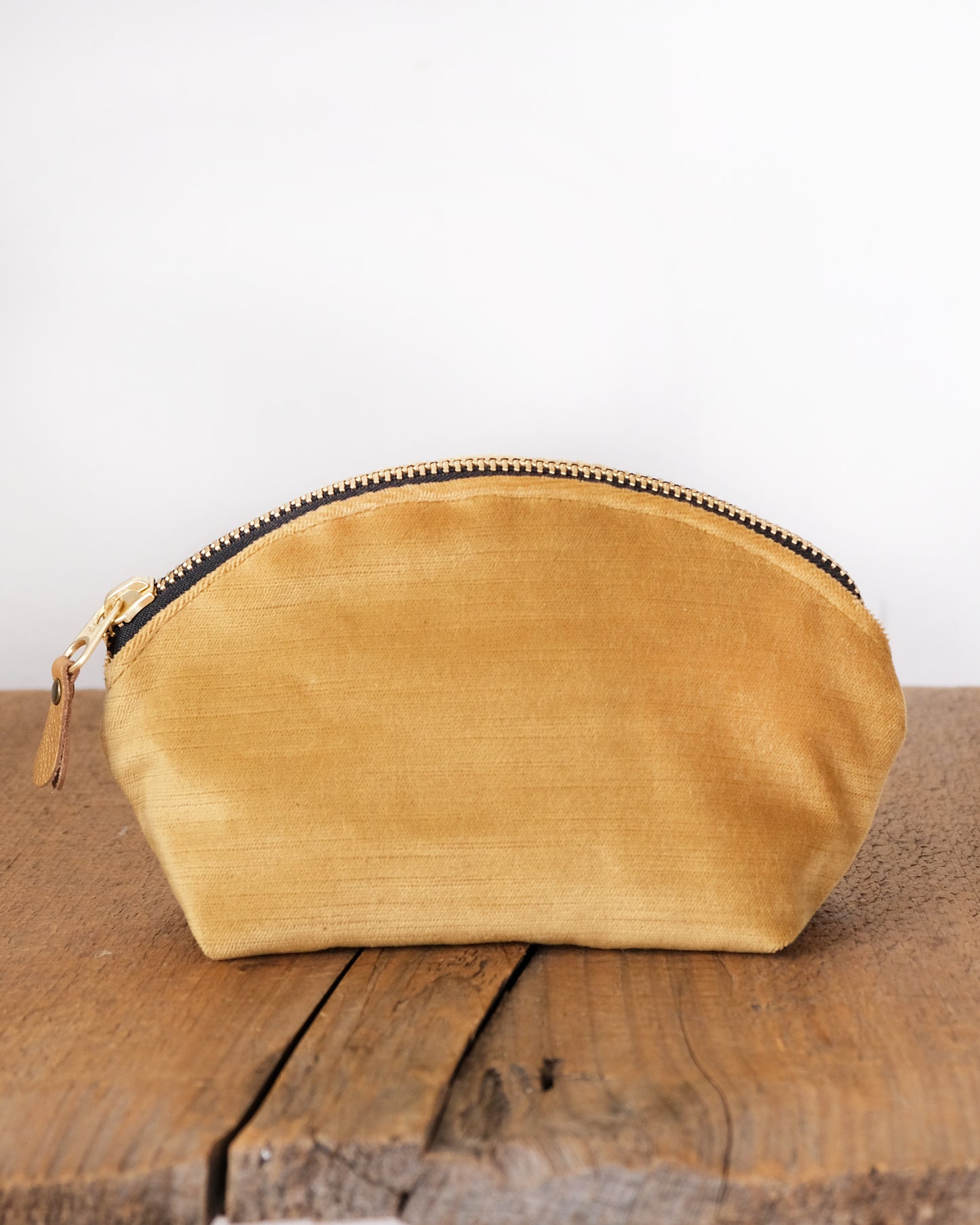 Max Lex Pouch: Gold