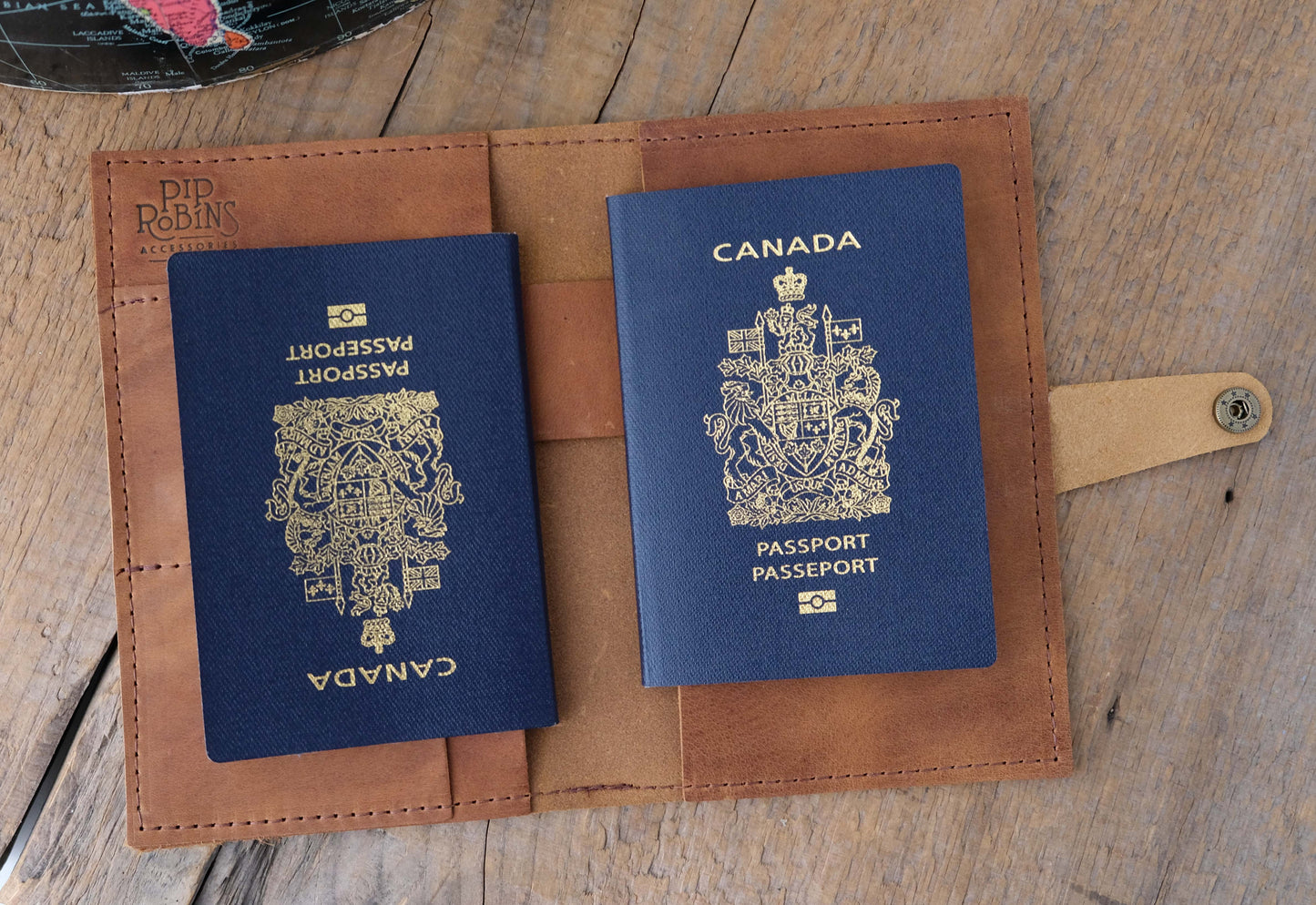 Passport Wallet: Cognac