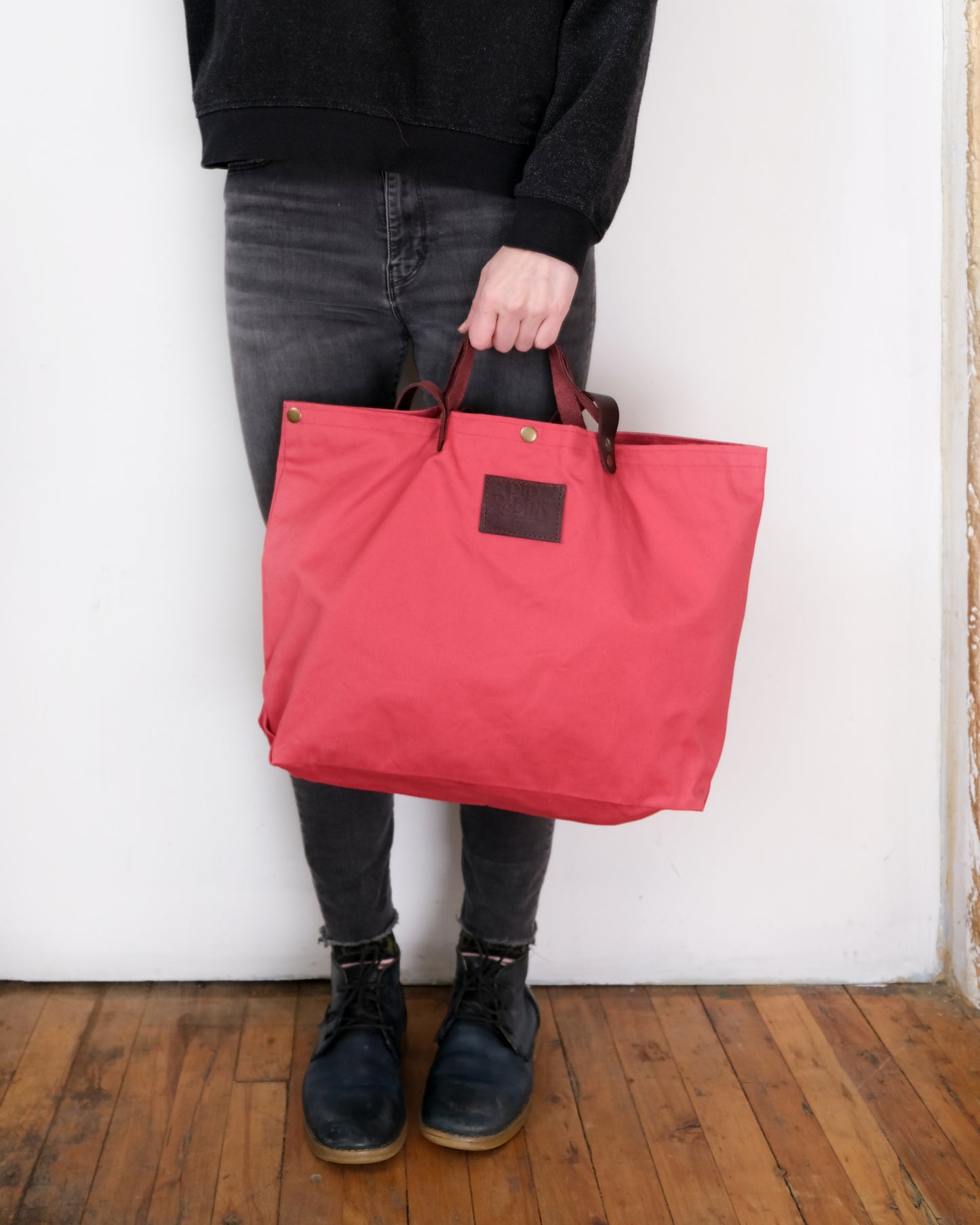 Mini-Mini Maggie Bag: Strawberry