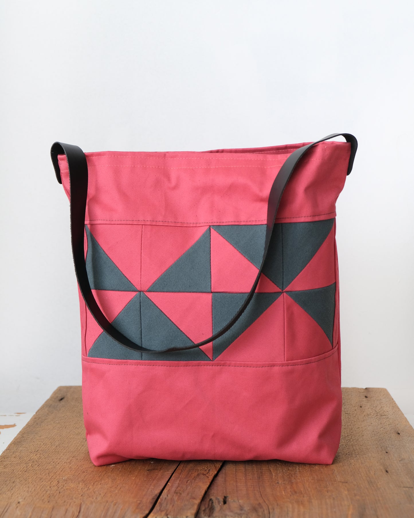 Quilted Shopper Tote: Strawberry