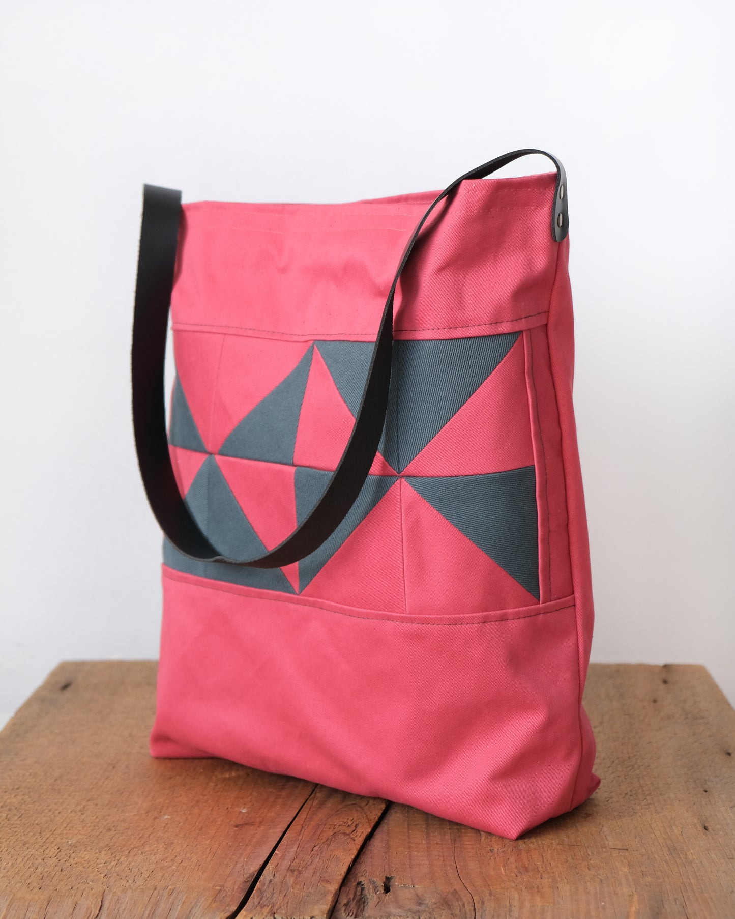 Quilted Shopper Tote: Strawberry