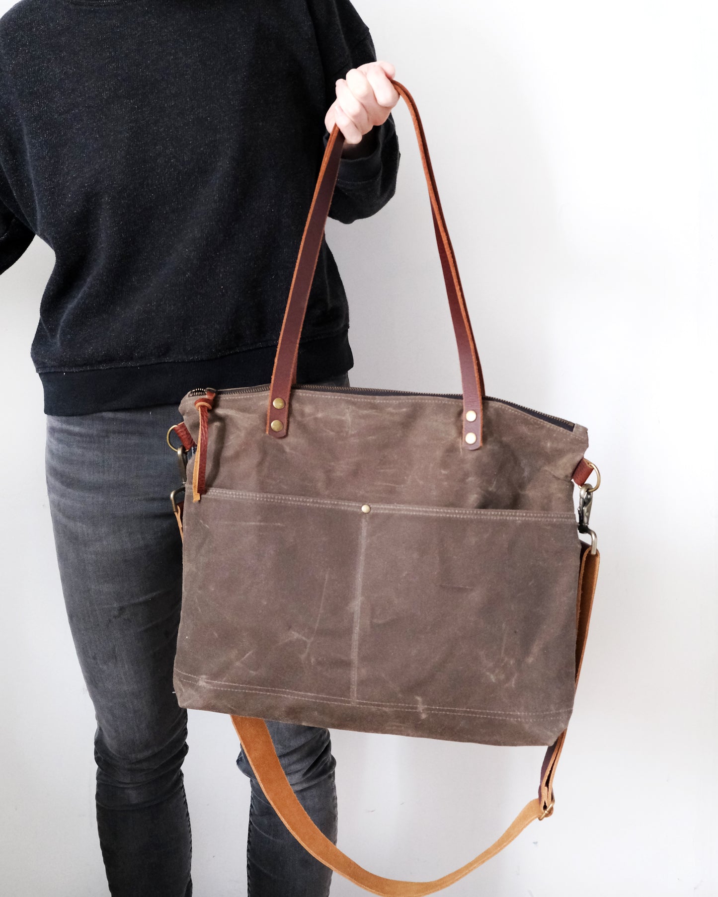 Waxed Canvas Tote: Oak Brown