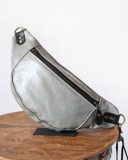 Mini Tabitha: Mist Leather