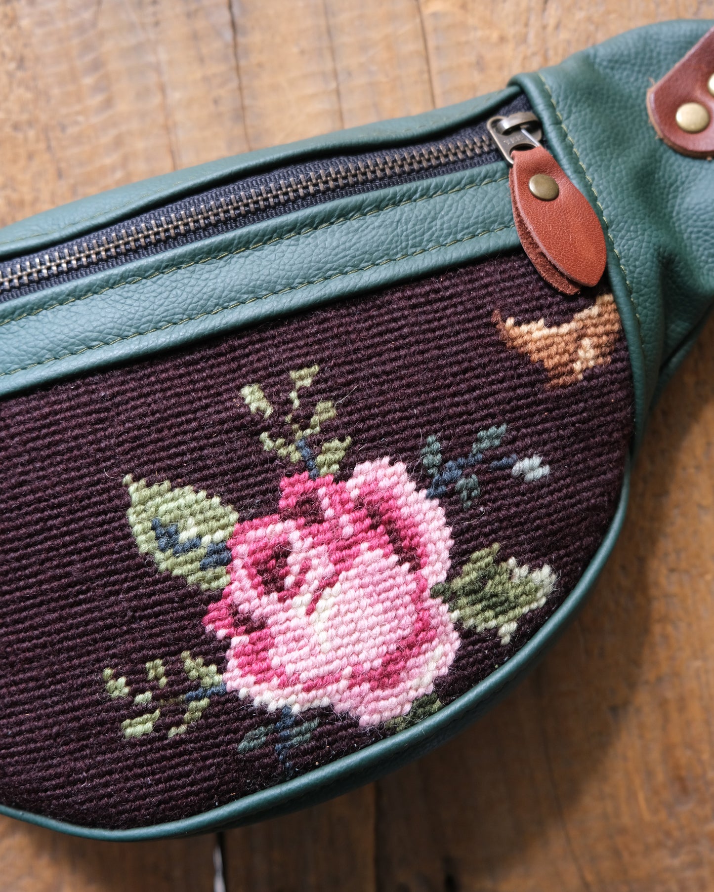 Heritage Mini Tabitha: Single Rose II