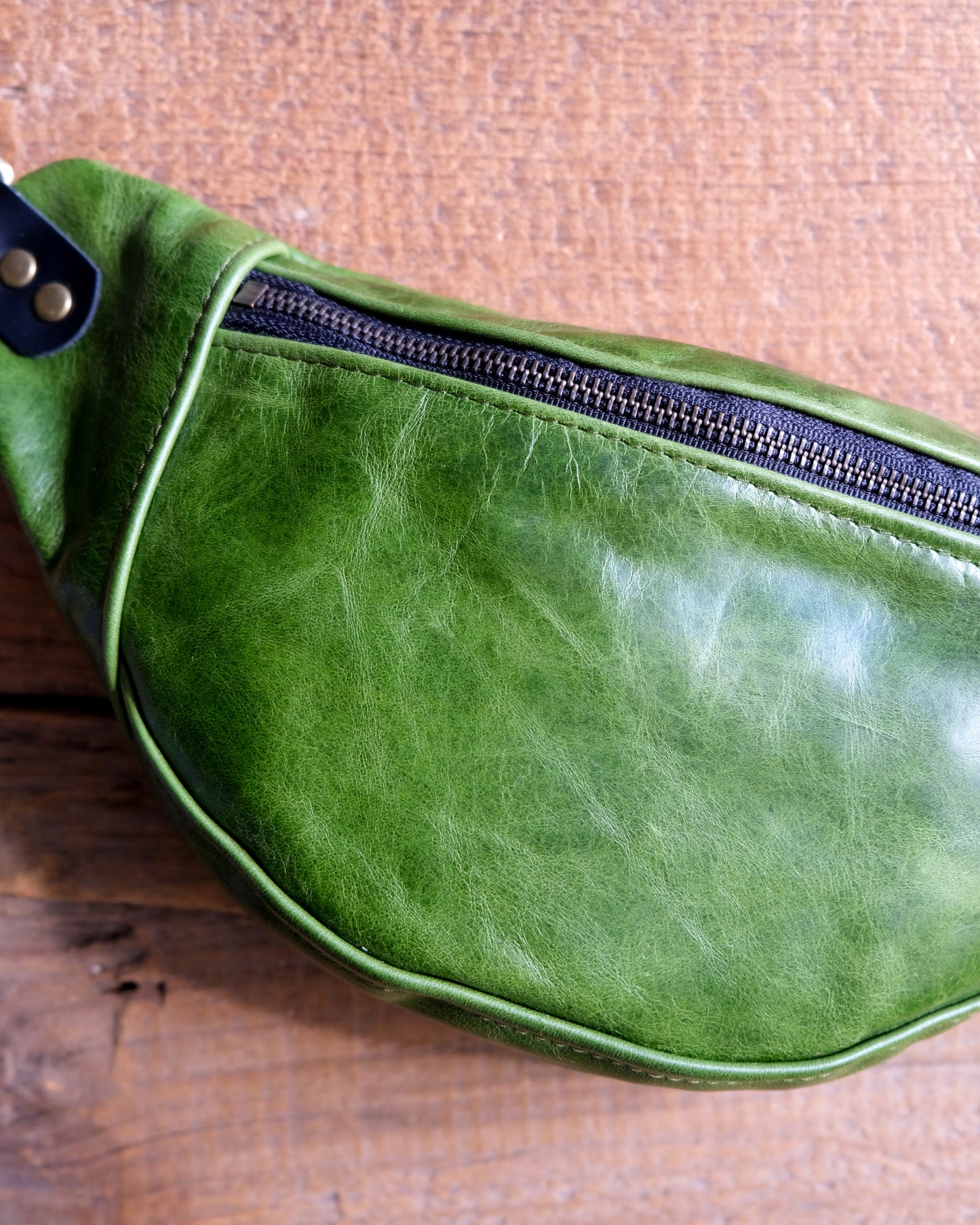 Mini Tabitha: Bright Green Leather