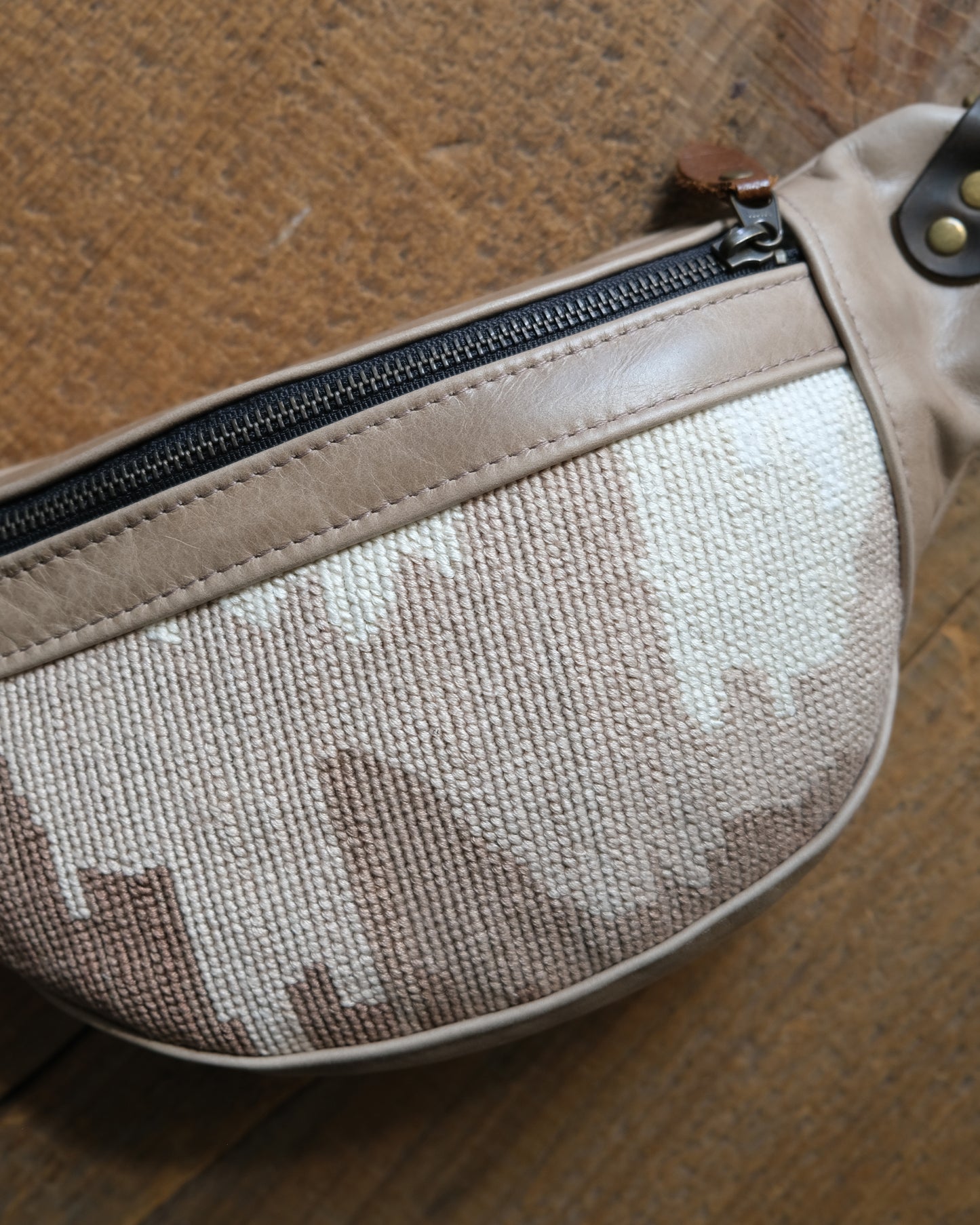 Heritage Mini Tabitha: Texture Tones II