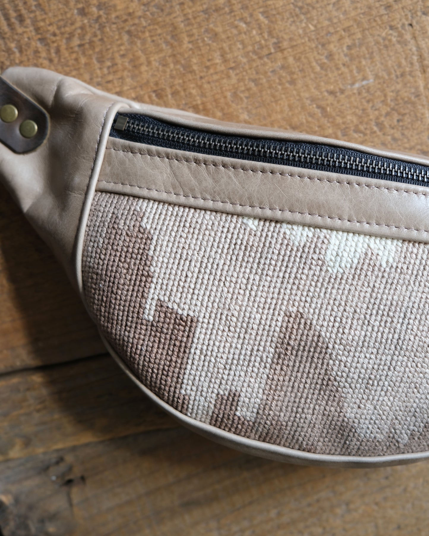 Heritage Mini Tabitha: Texture Tones II