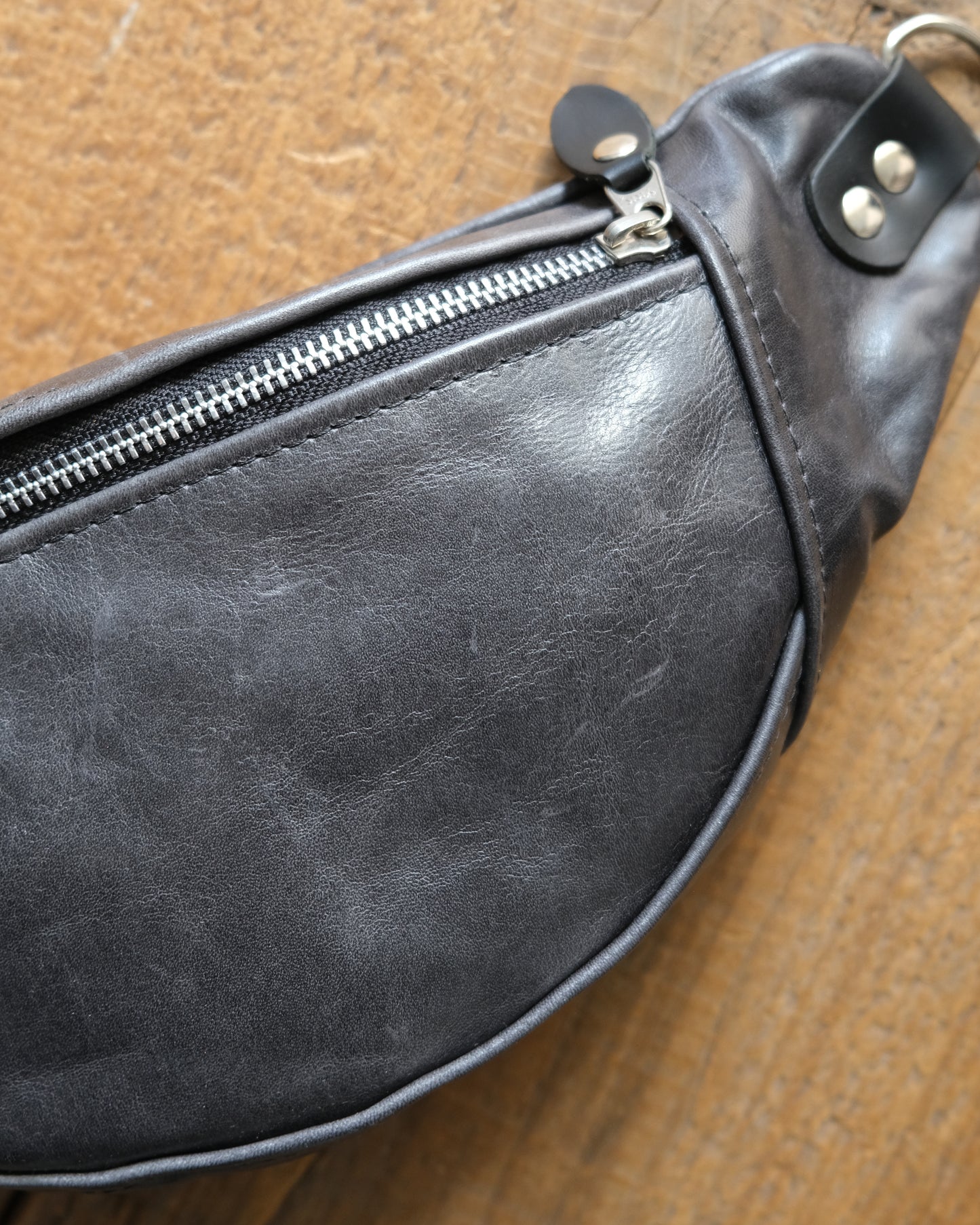 Mini Tabitha: Dark Grey Leather