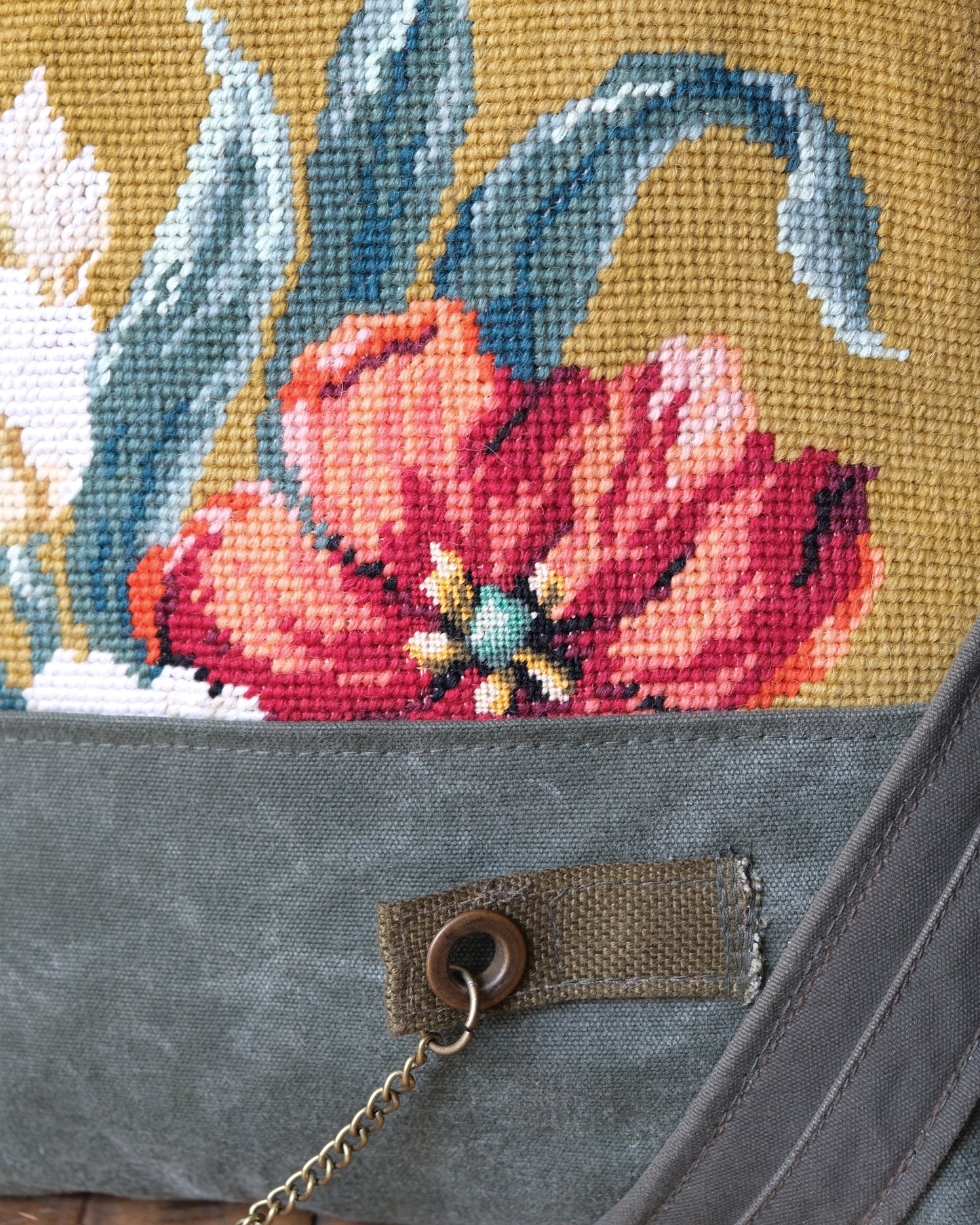 Heritage Tote No. 182