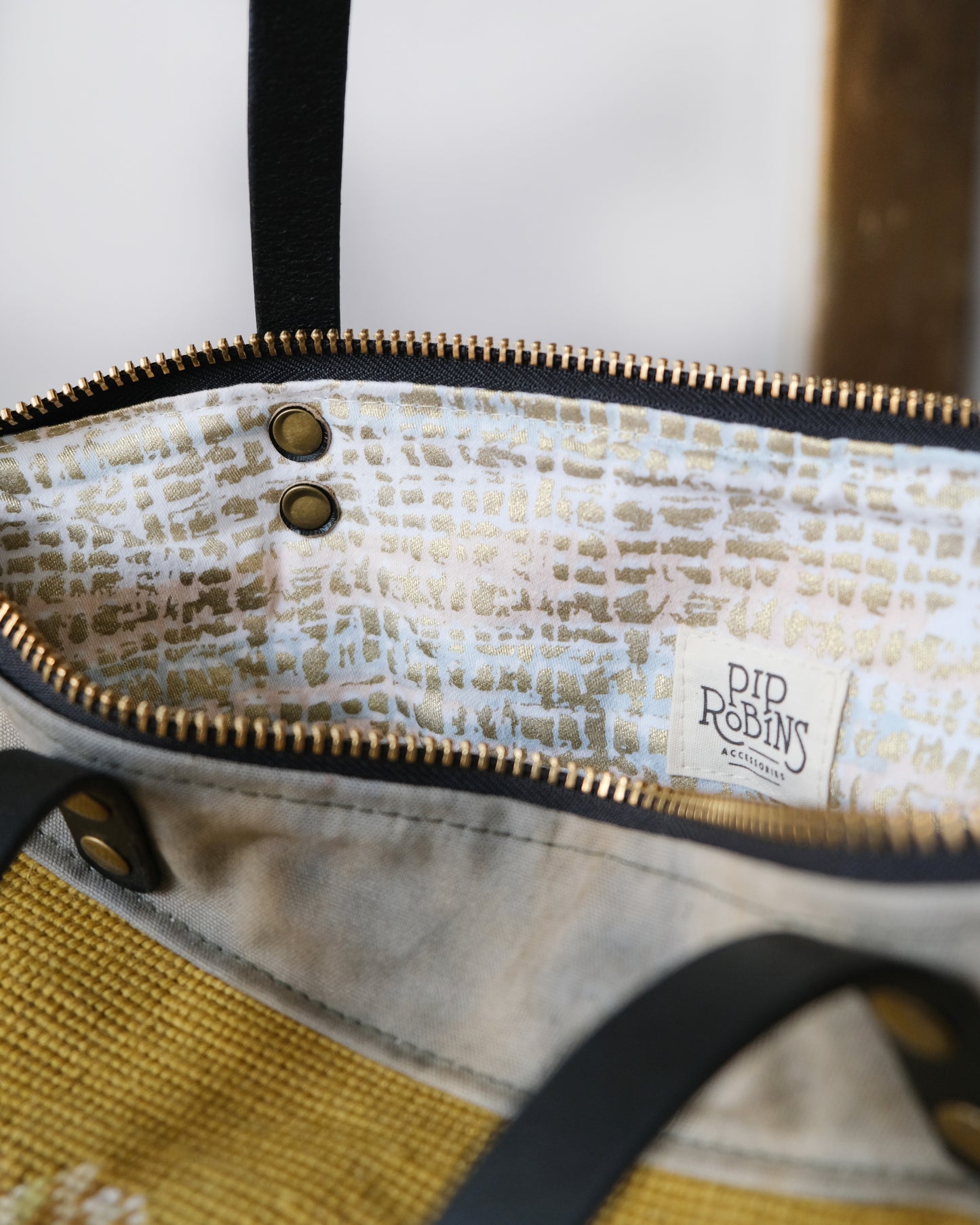 Heritage Tote No. 182