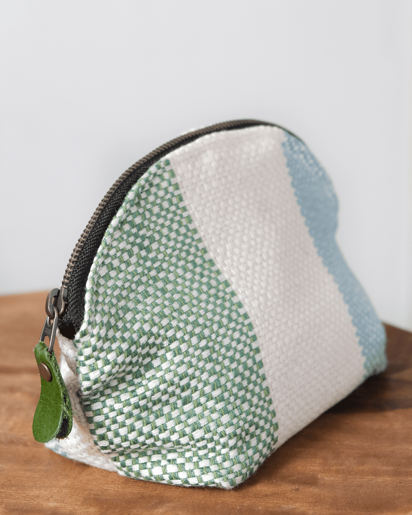 Max Lex Pouch: Green, Ivory, Blue