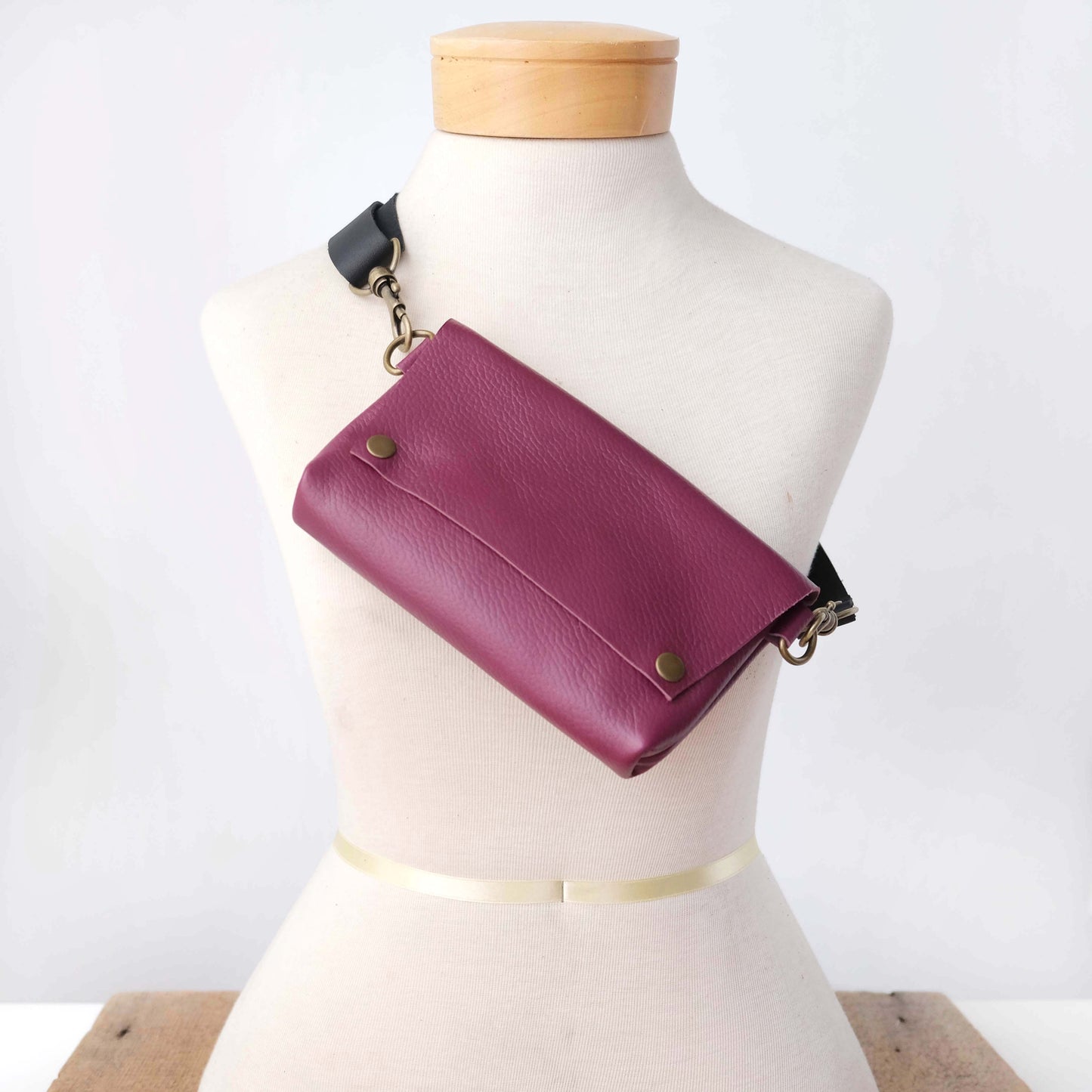 Luna Bag: Jewel Leather