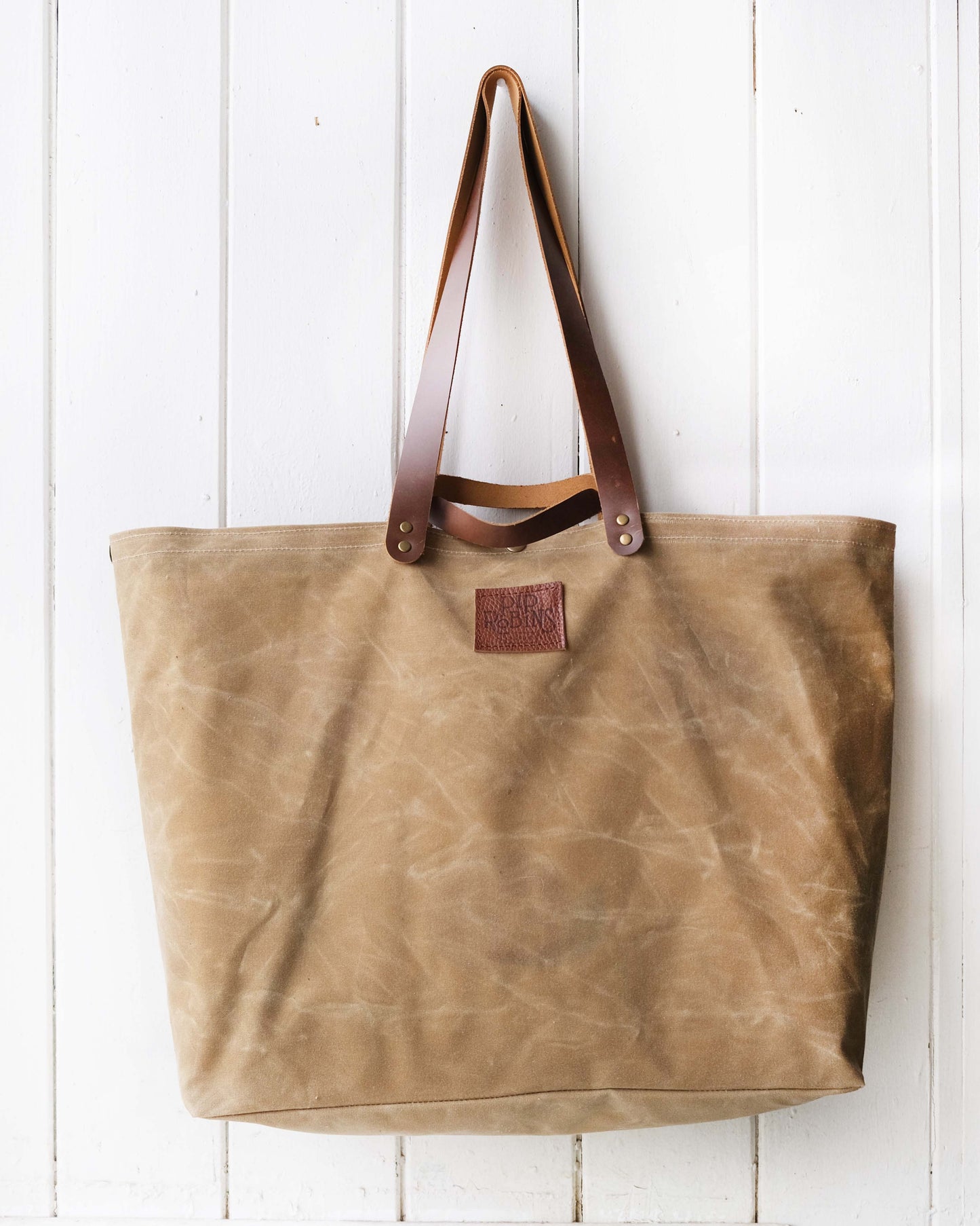 Waxed Canvas Maggie Bag: Tan