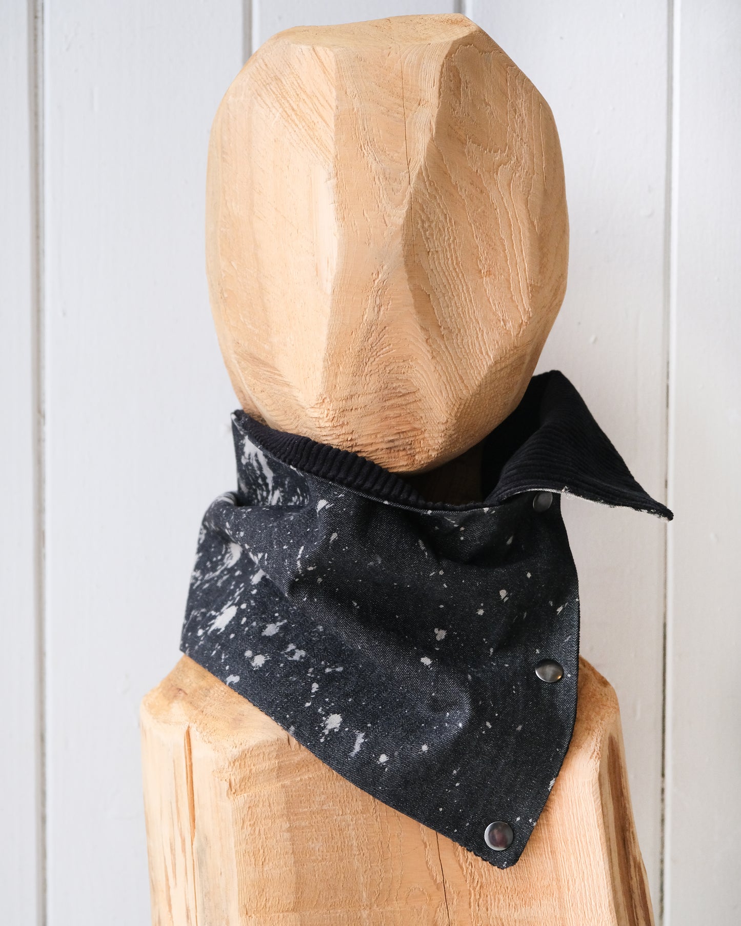 Snap Cowl Scarf No. 317