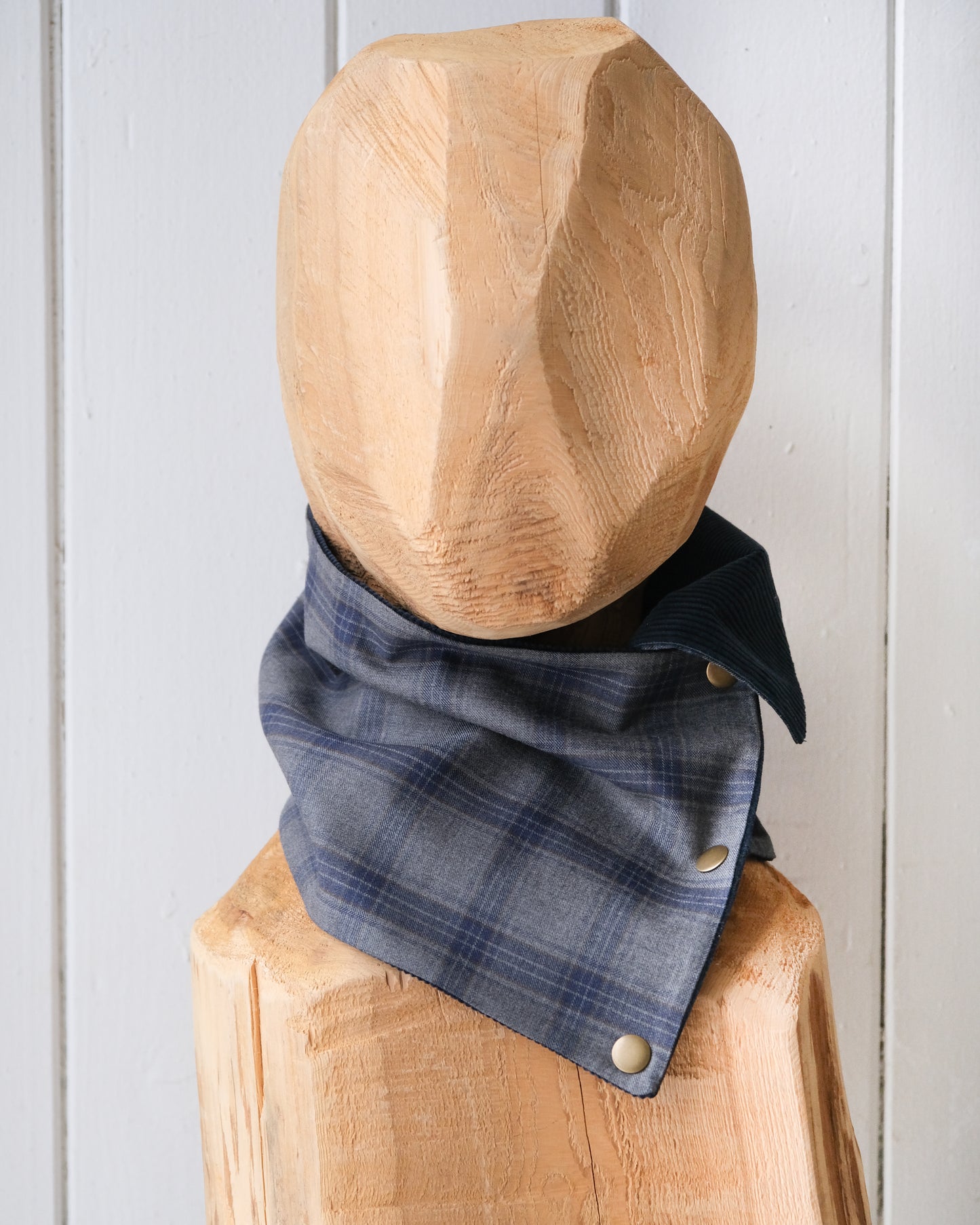 Snap Cowl Scarf No. 318