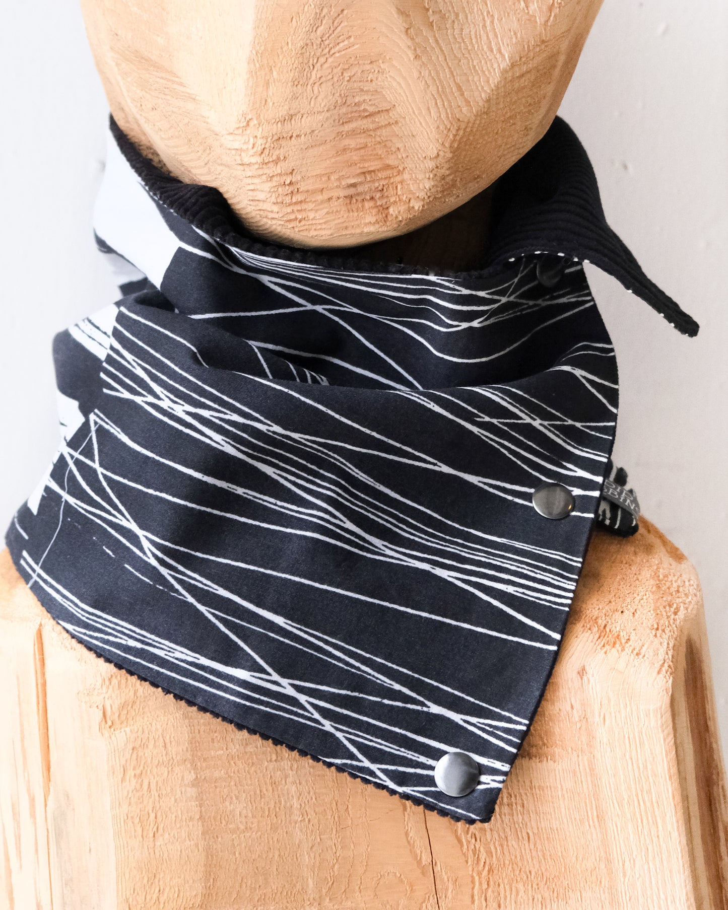 Snap Cowl Scarf No. 322