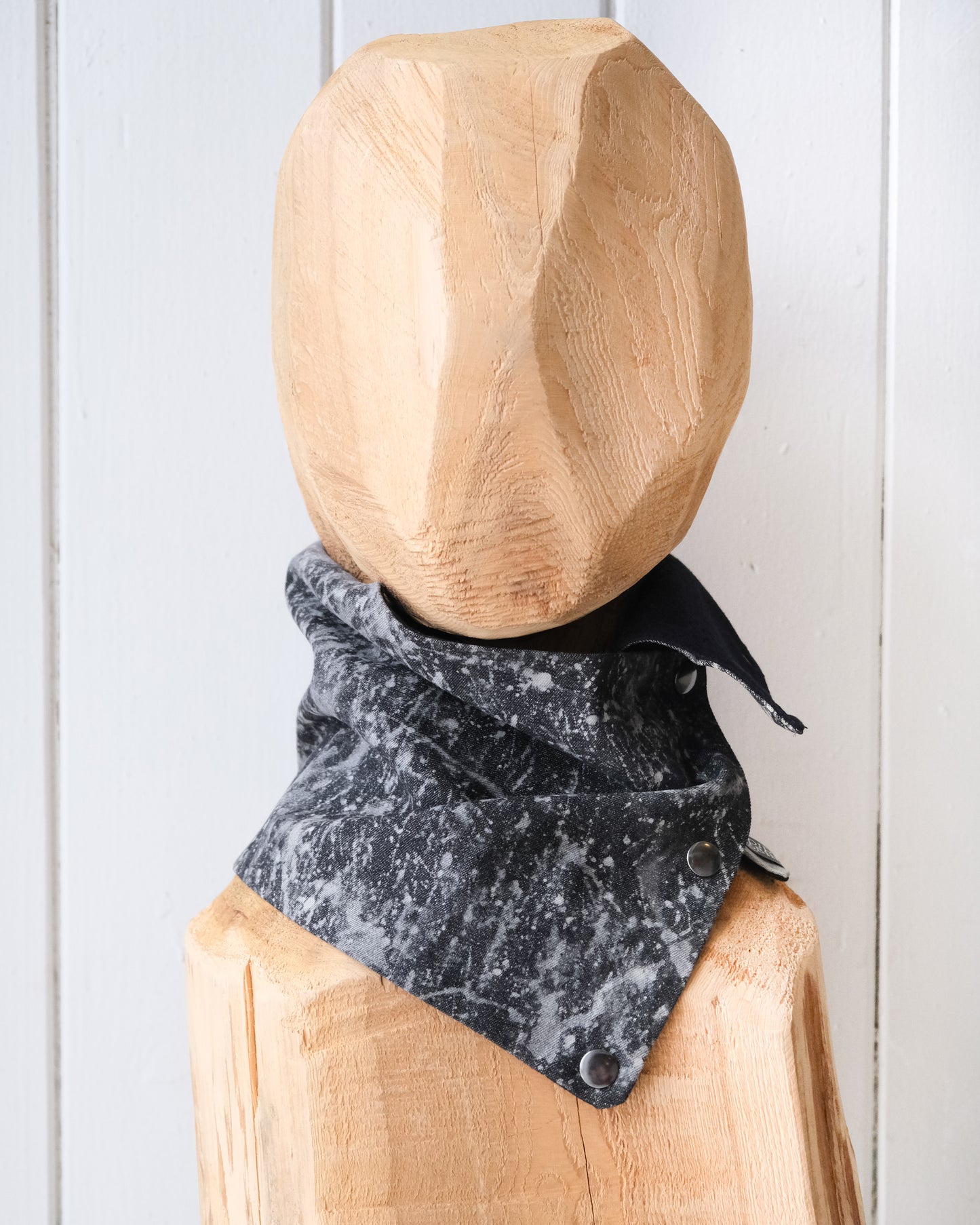 Snap Cowl Scarf No. 317