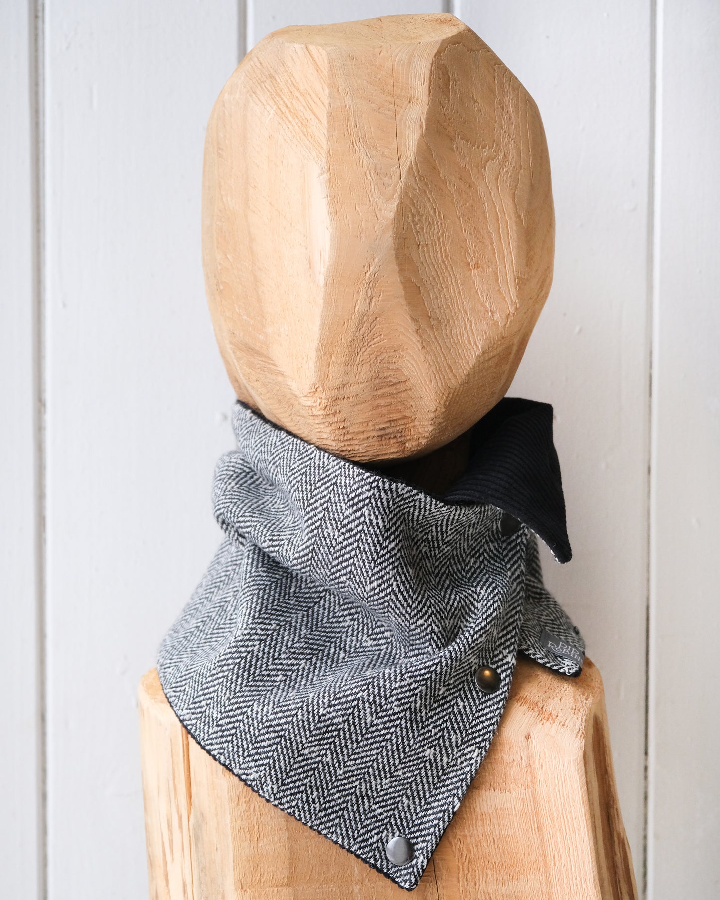 Snap Cowl Scarf No. 338