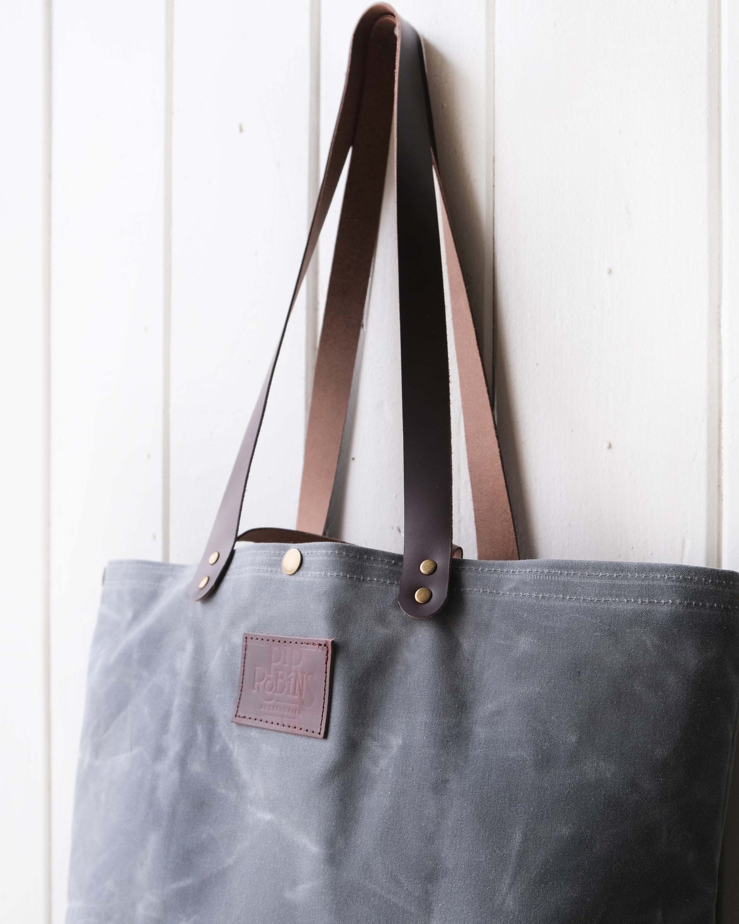 Mini-Mini Maggie Bag: Charcoal Waxed Canvas