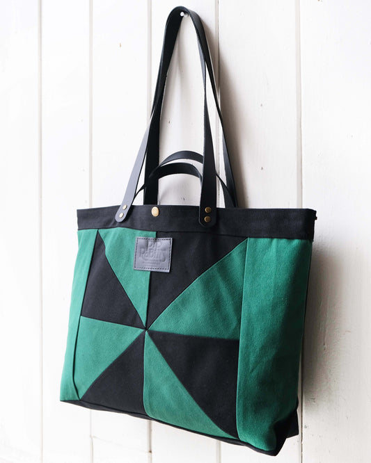 Mini-Mini Maggie Bag: Emerald and Onyx