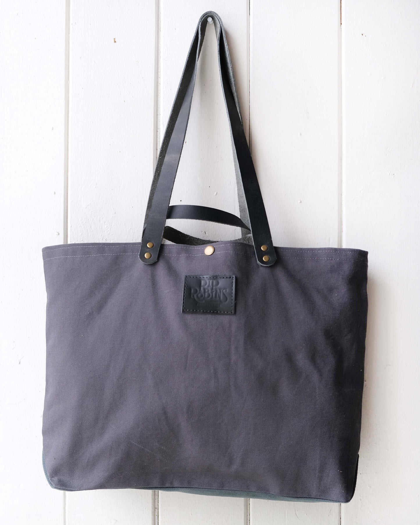 Mini-Mini Maggie Bag: Grey